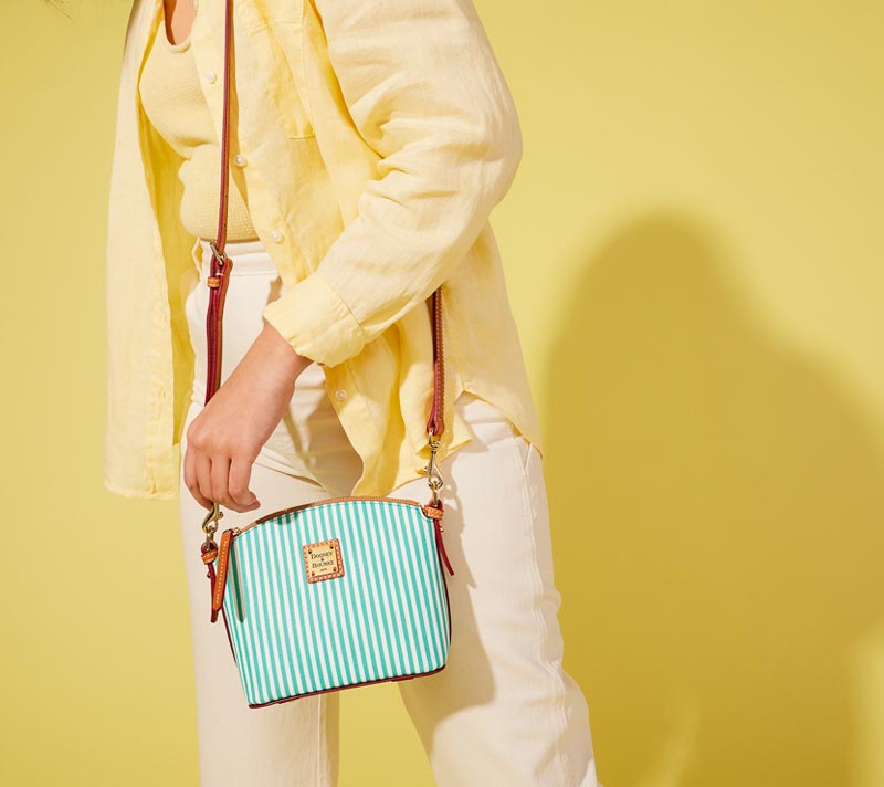 Seaside Style: What to Wear by the Water