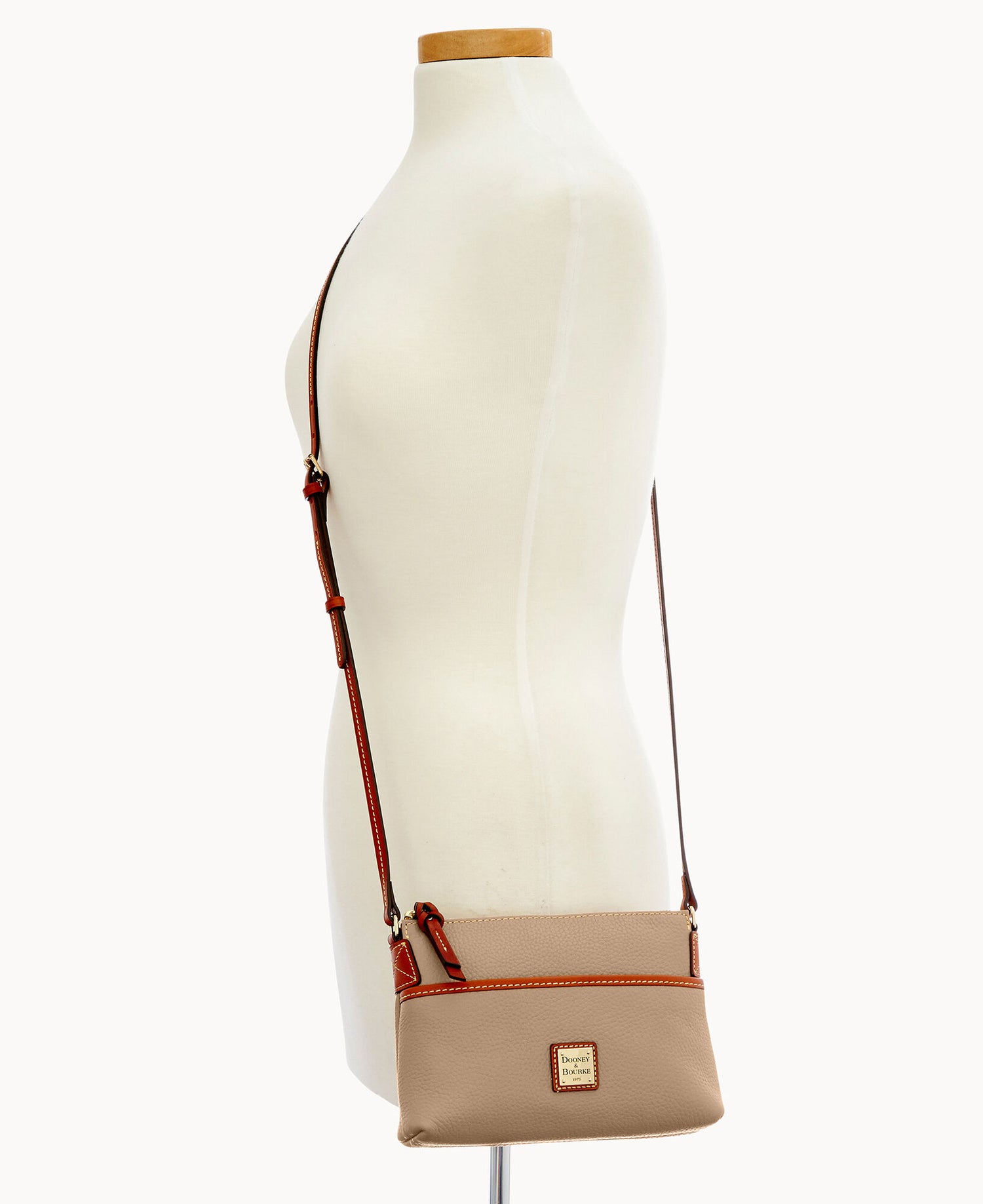 B0018G_AWTPPATN_ALT4