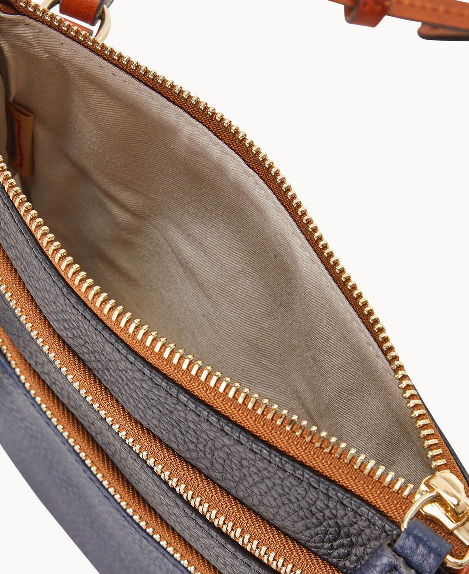 B0298G_1YMDPABLMRNR_ALT2