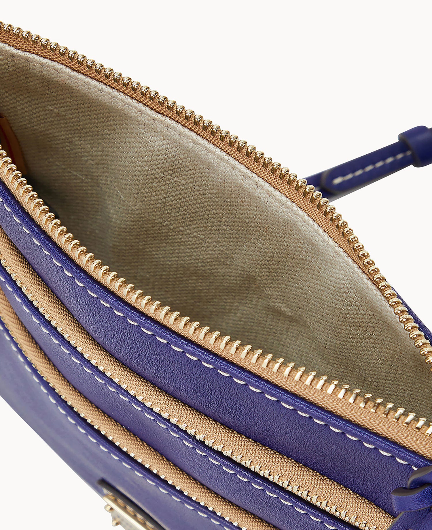 B0298G_XGATXGAT0002_ALT2