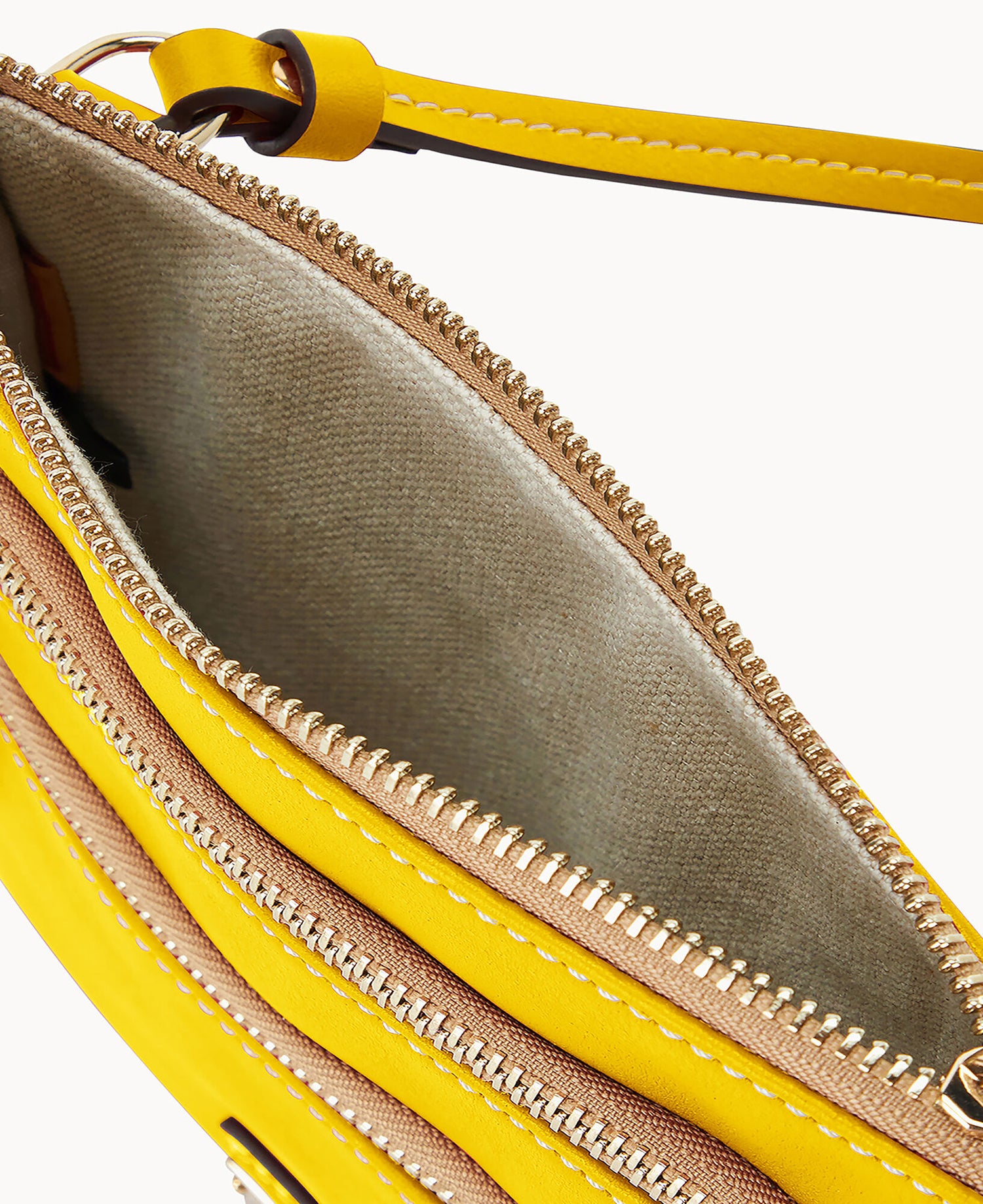 B0298G_XGMTXGMT0002_ALT2