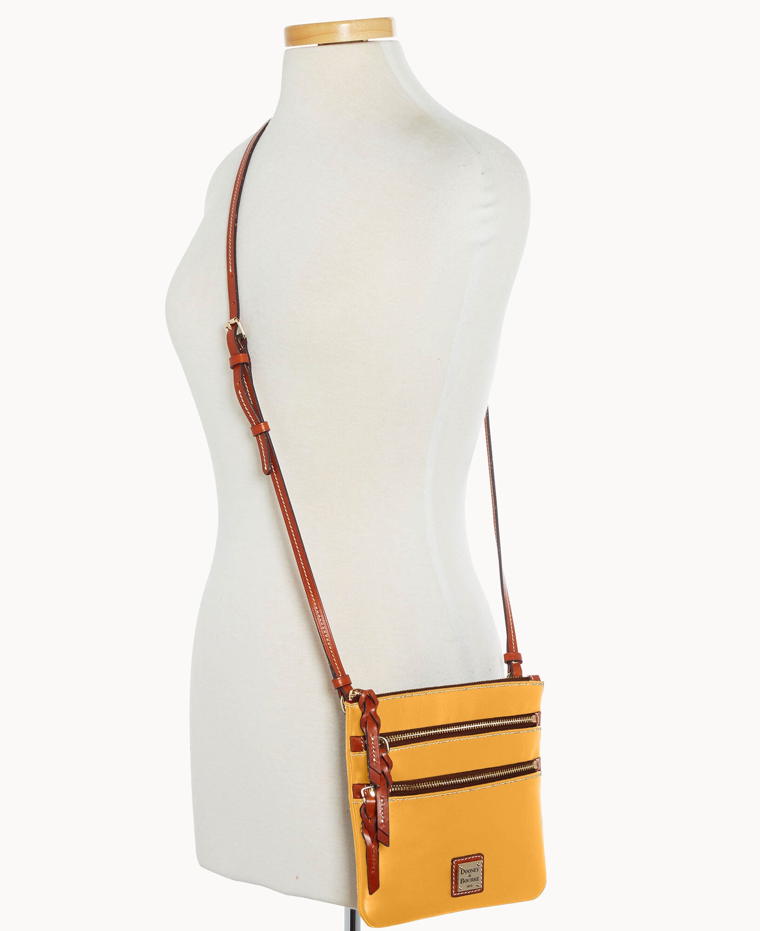 B0298G_XGMYPATN_ALT4