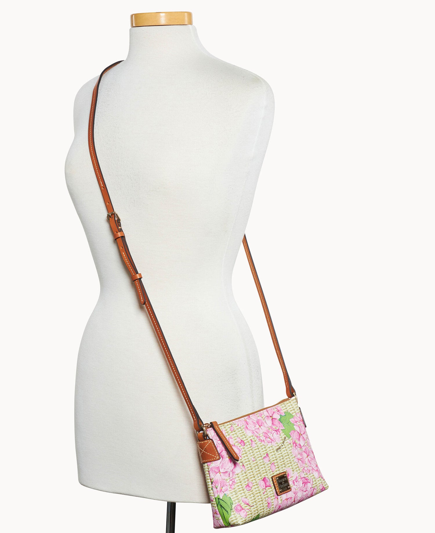 B0299G_XDPKPANA_ALT4