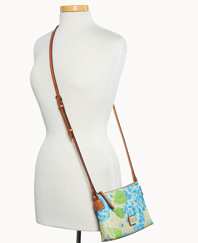 B0299G_XDSBPANA_ALT4