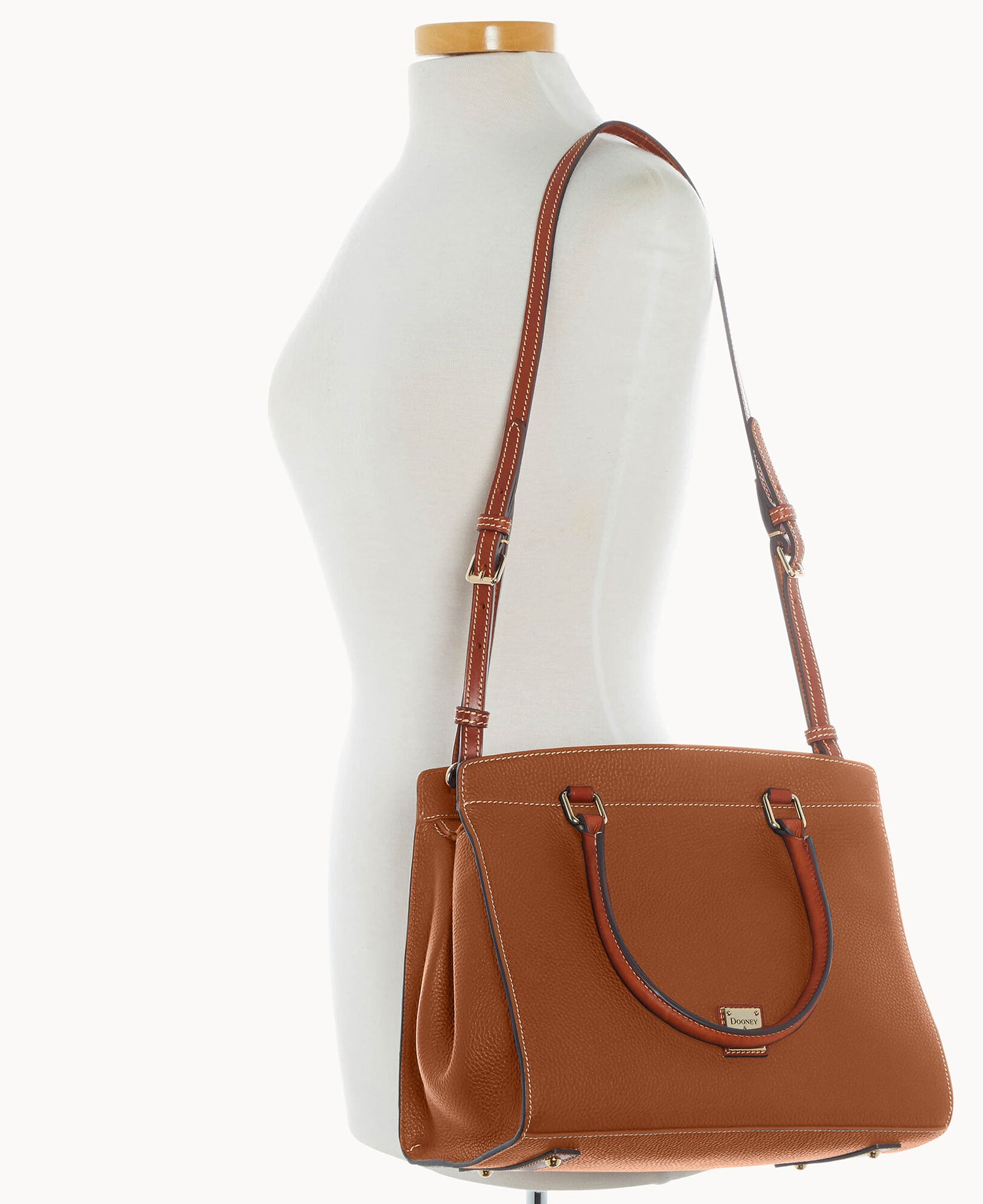 B0690G_AWCAPATN_ALT4