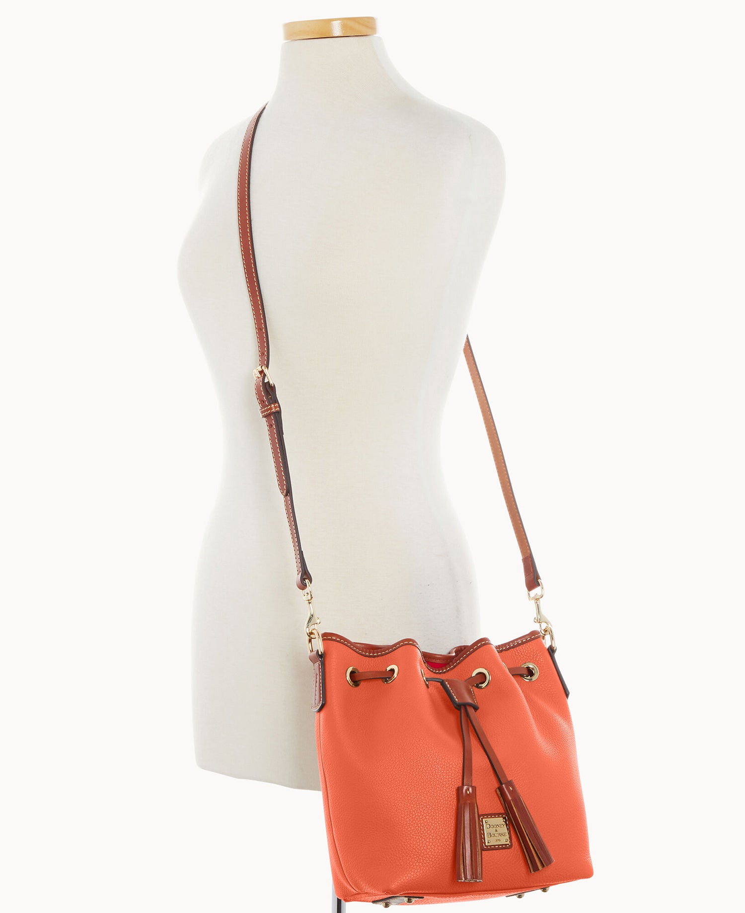 B0783G_AWCRPATN_ALT4