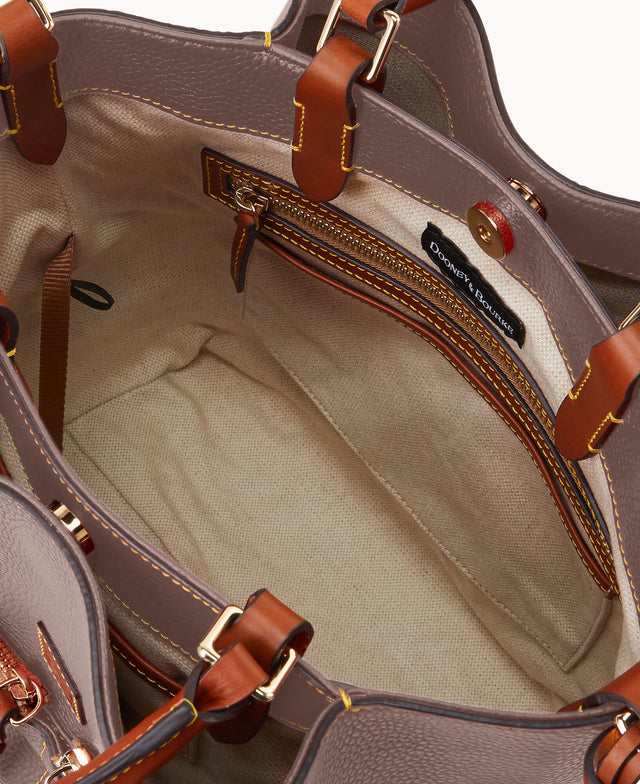 B1046G_9PELPAKR_ALT2