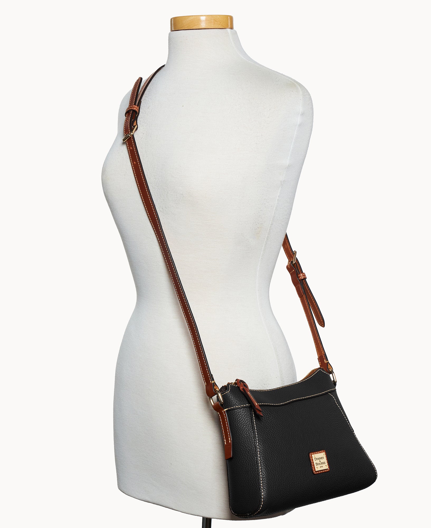 Pebble Grain Small Cassidy Crossbody – ILoveDooney