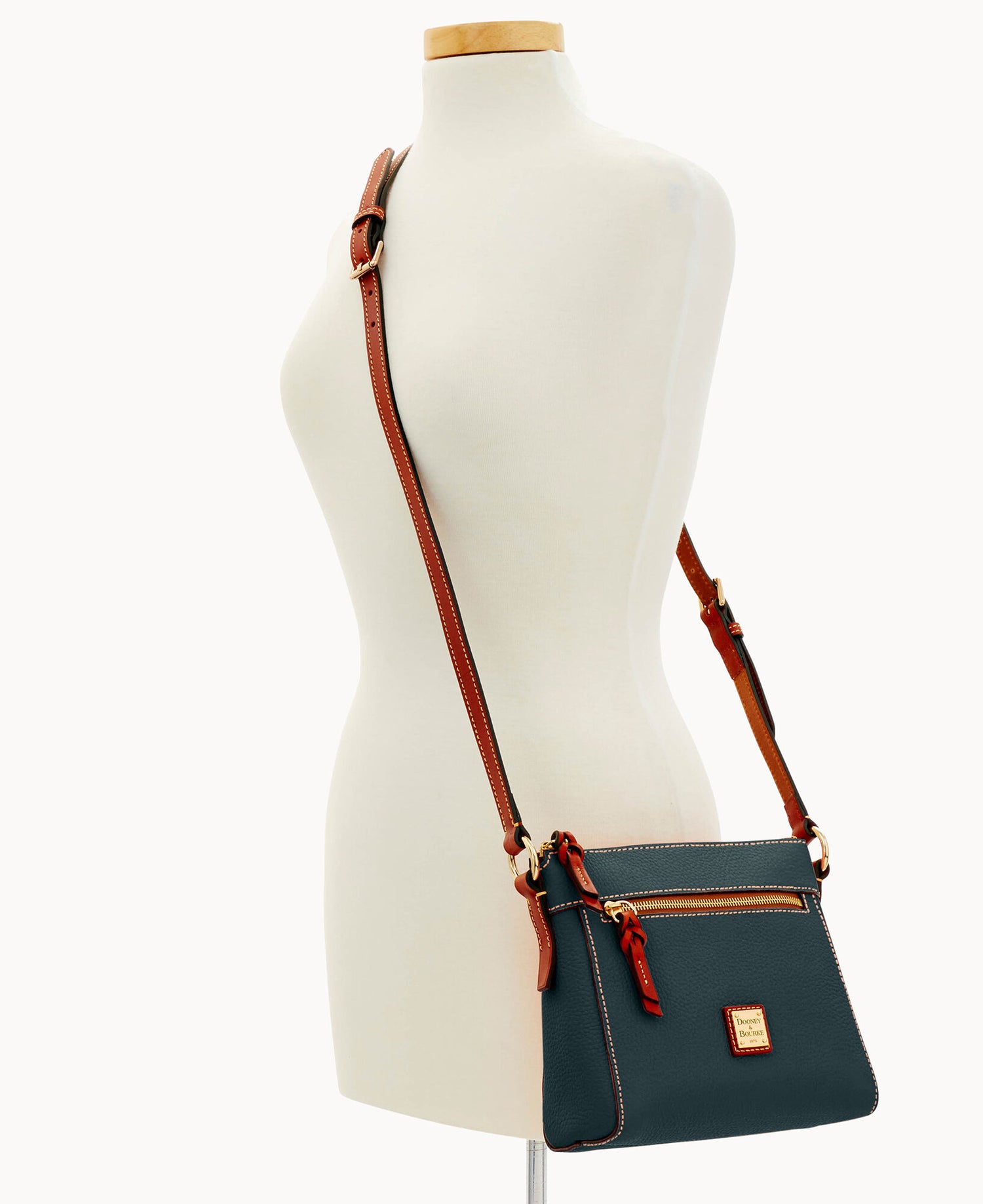 B1104G_AWFSPATN_ALT4