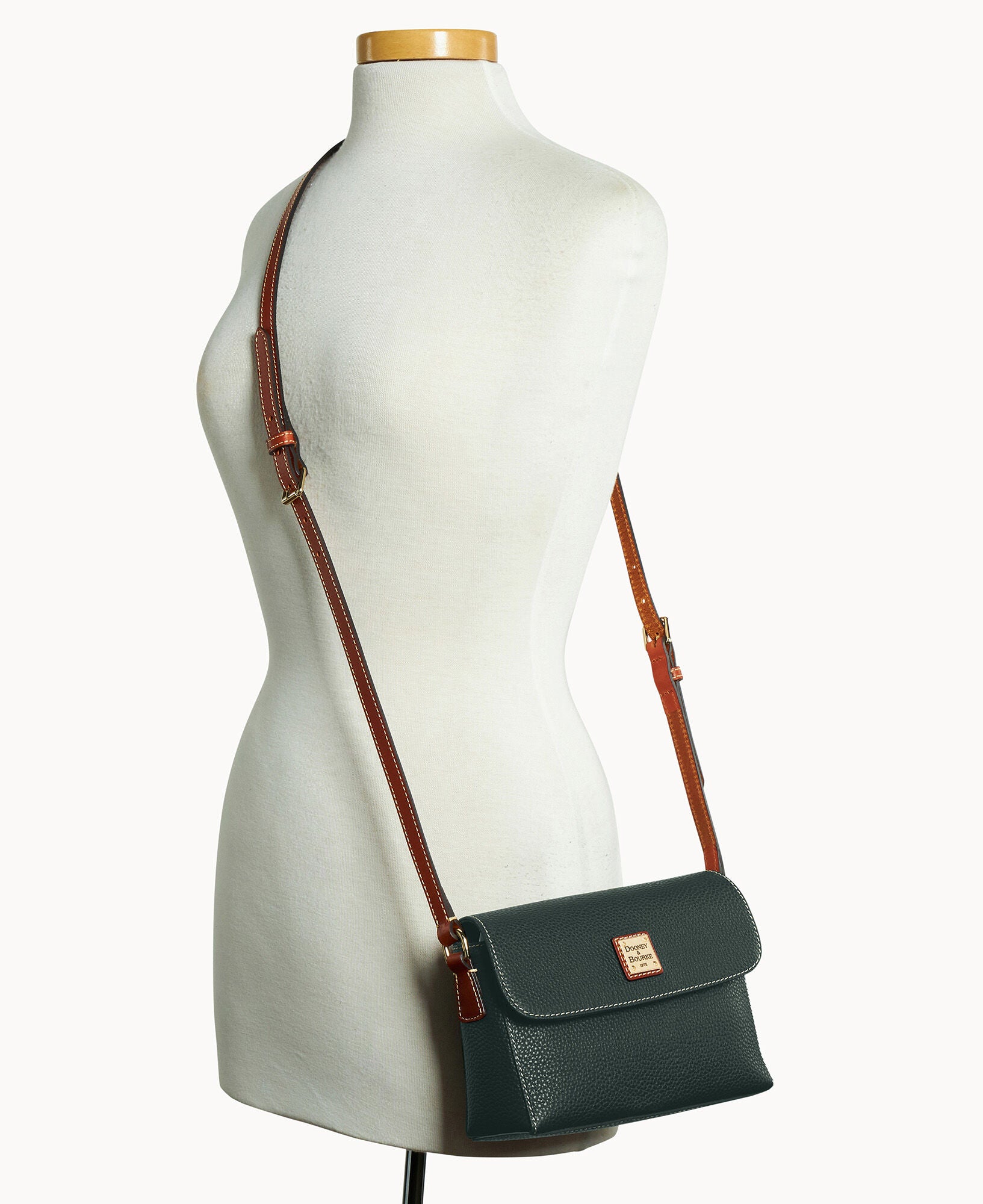 Pebble Grain Rena Crossbody – ILoveDooney
