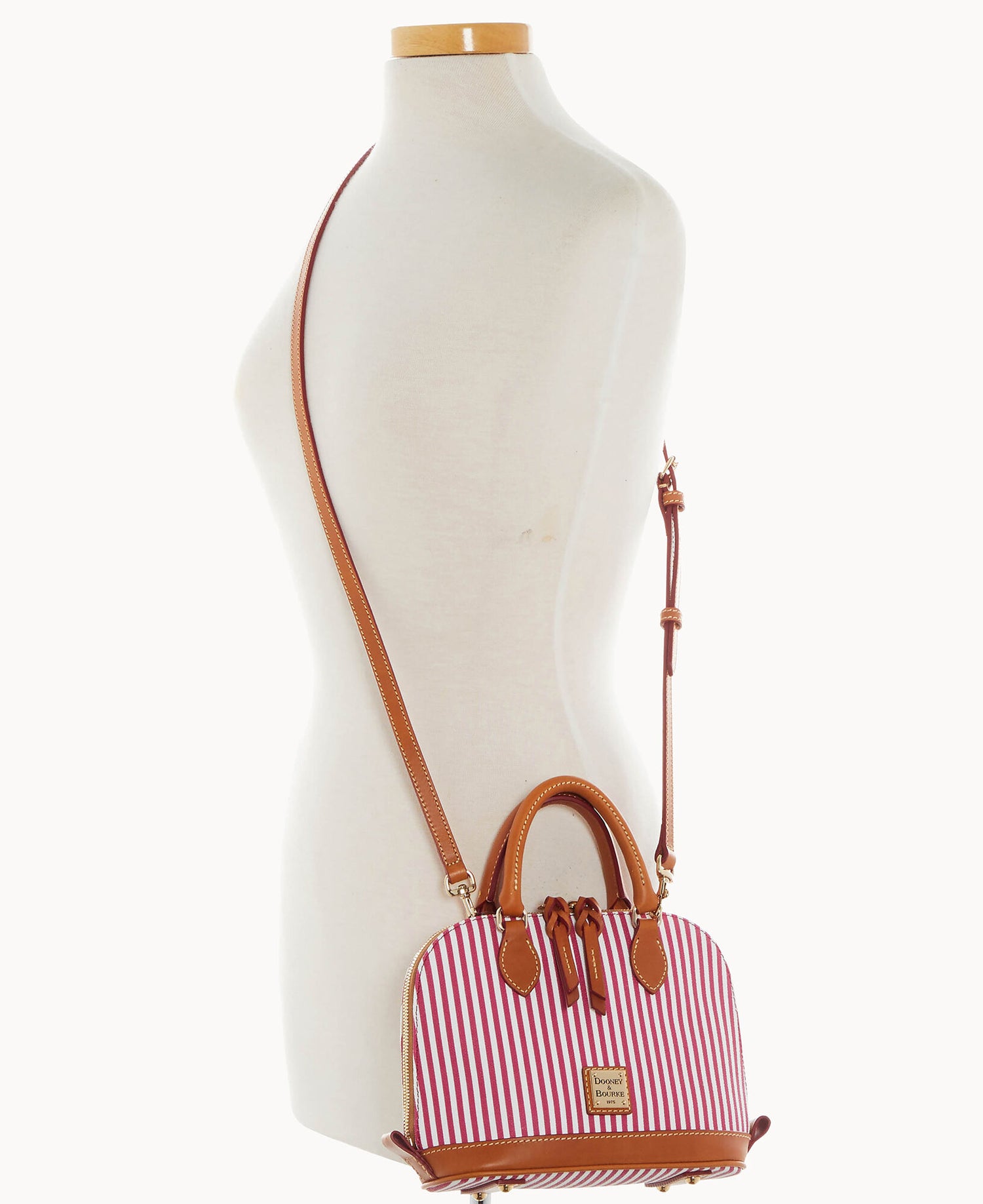 B1322G_WQFHPANA_ALT4