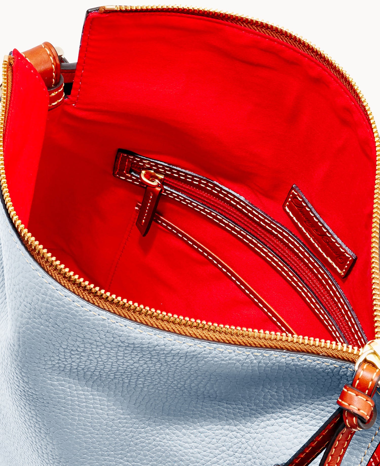 Pebble Grain Twist Strap Hobo