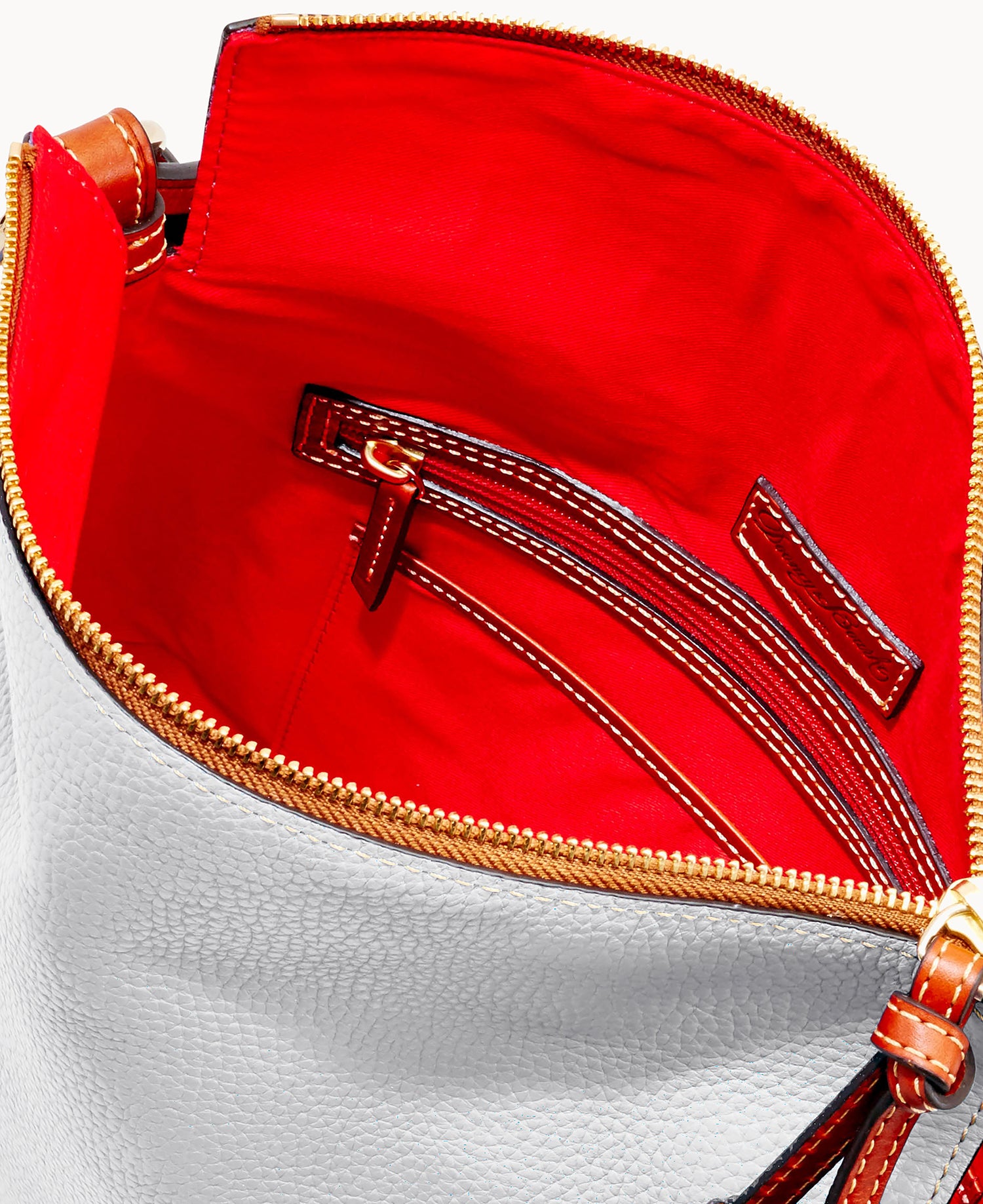 Pebble Grain Twist Strap Hobo