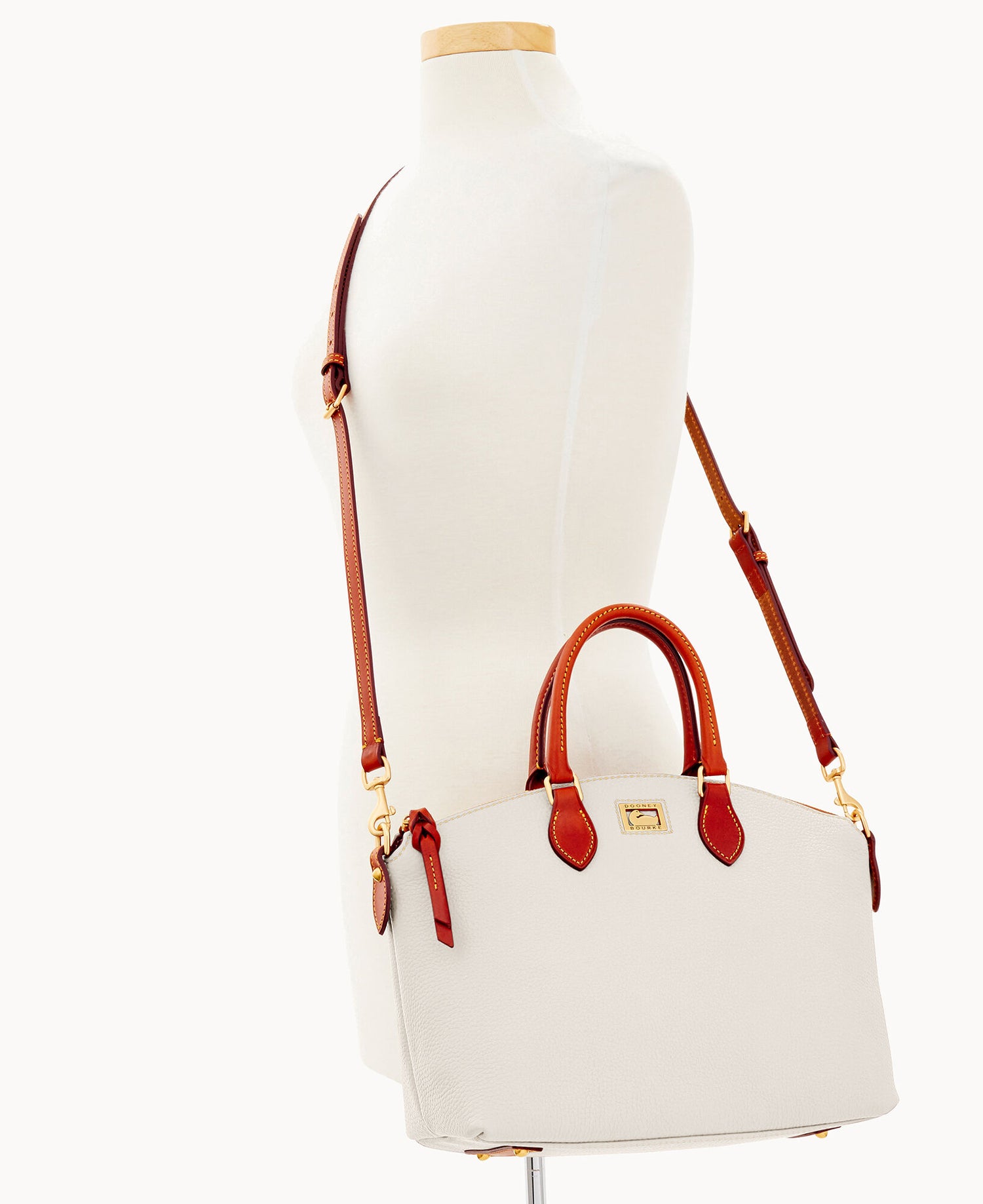 B1668D_AWWHPATN_ALT4