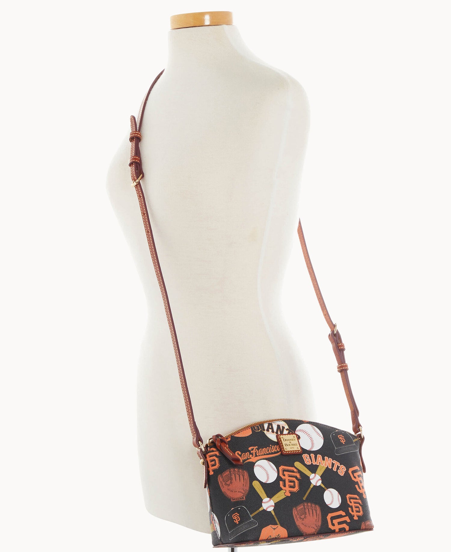 B1696G_QUBLPATNGINT_ALT4