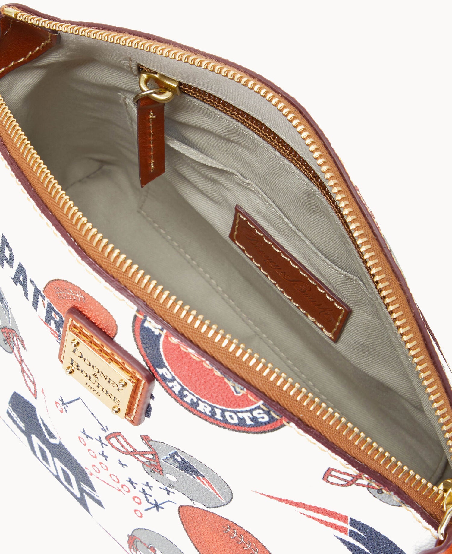 B1696G_QWMWPATNPATR_ALT2