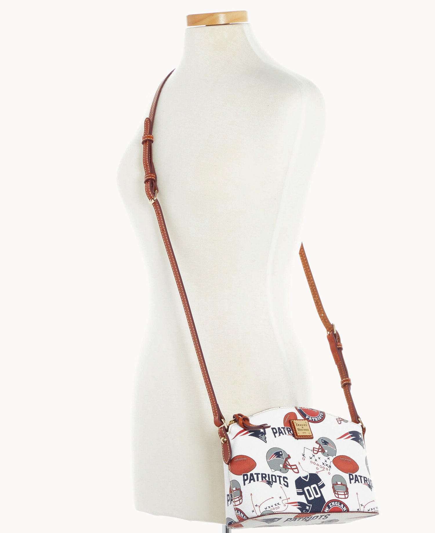 B1696G_QWMWPATNPATR_ALT4