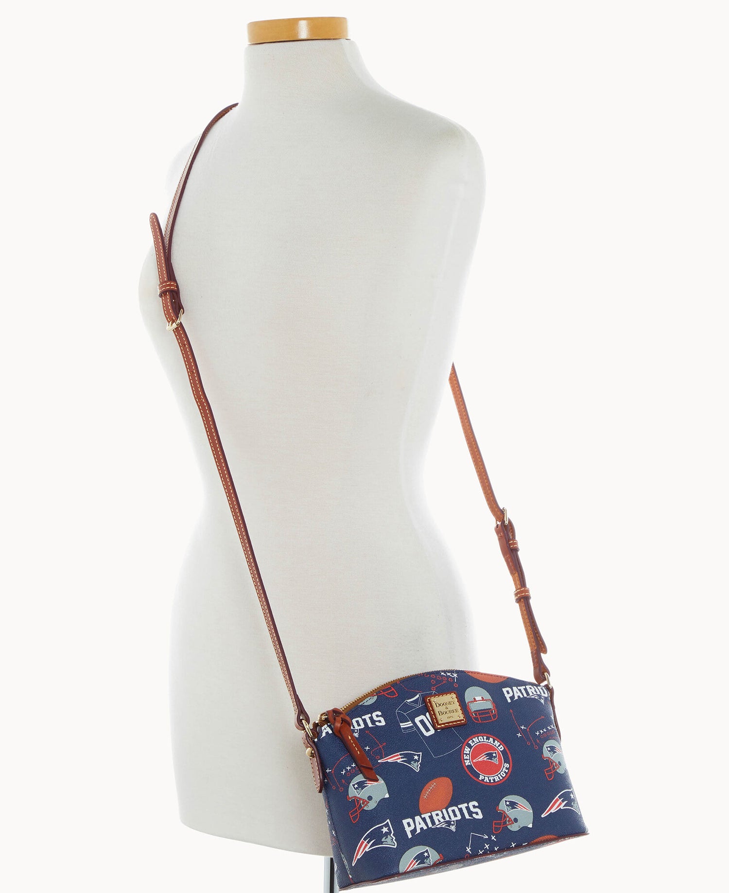 B1696G_QWNVPATNPATR_ALT4