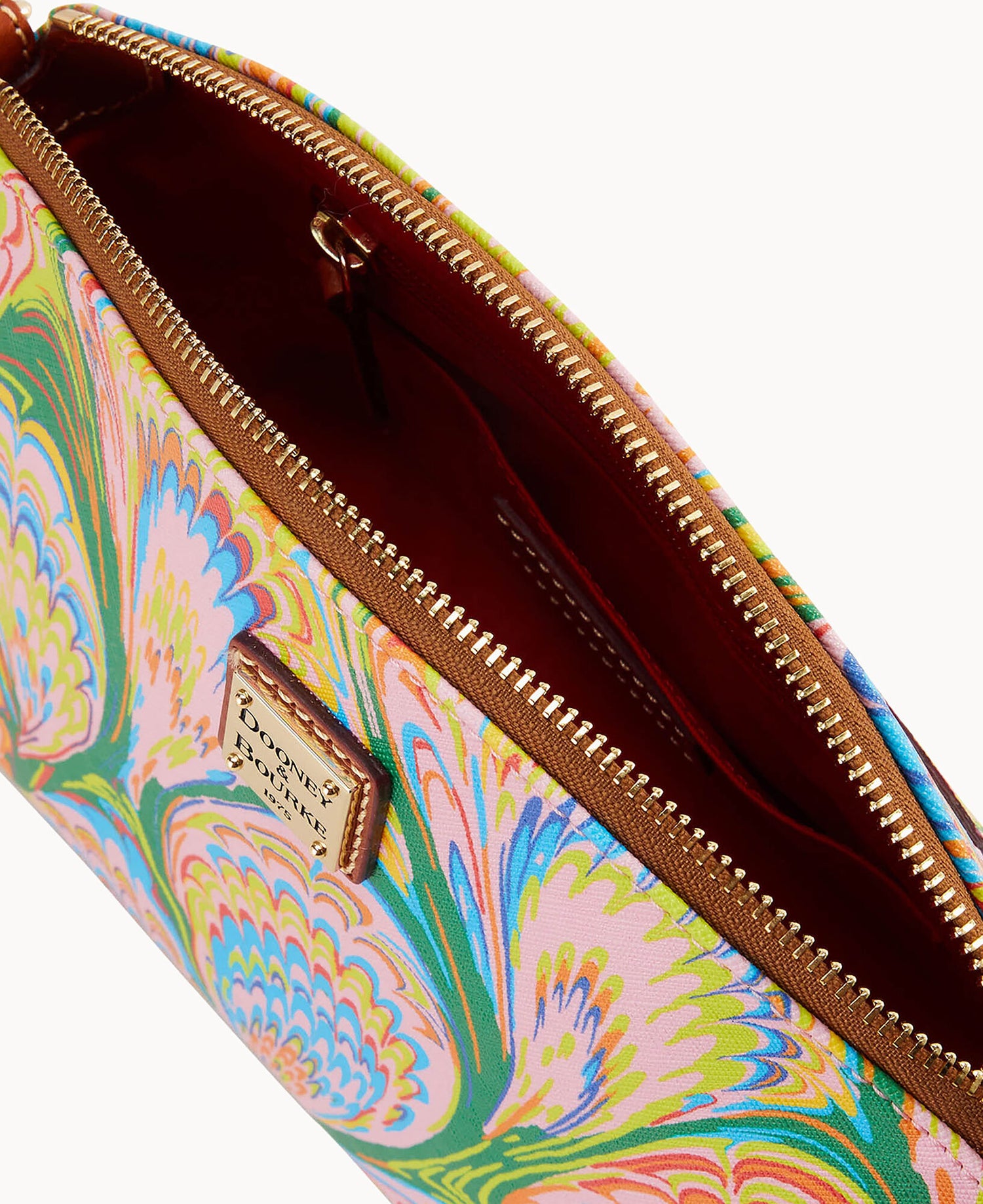 B1696G_U2PKPATN_ALT2