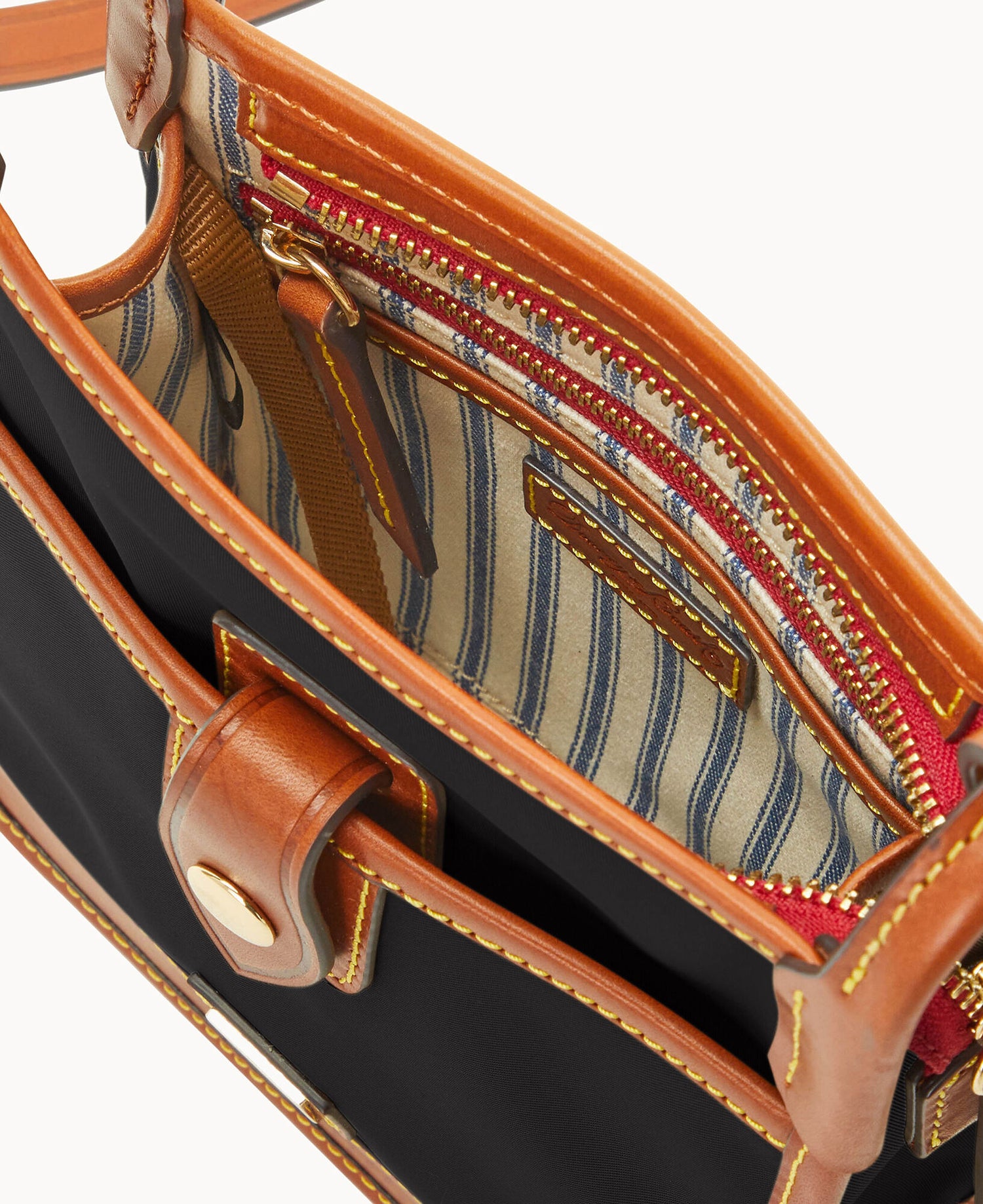 B1747G_WWBLLSKR_ALT2