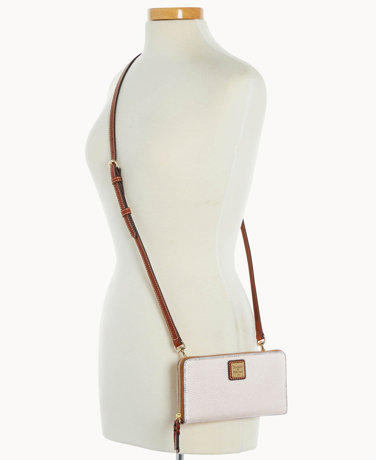 B1792G_AWWHPATN_ALT4