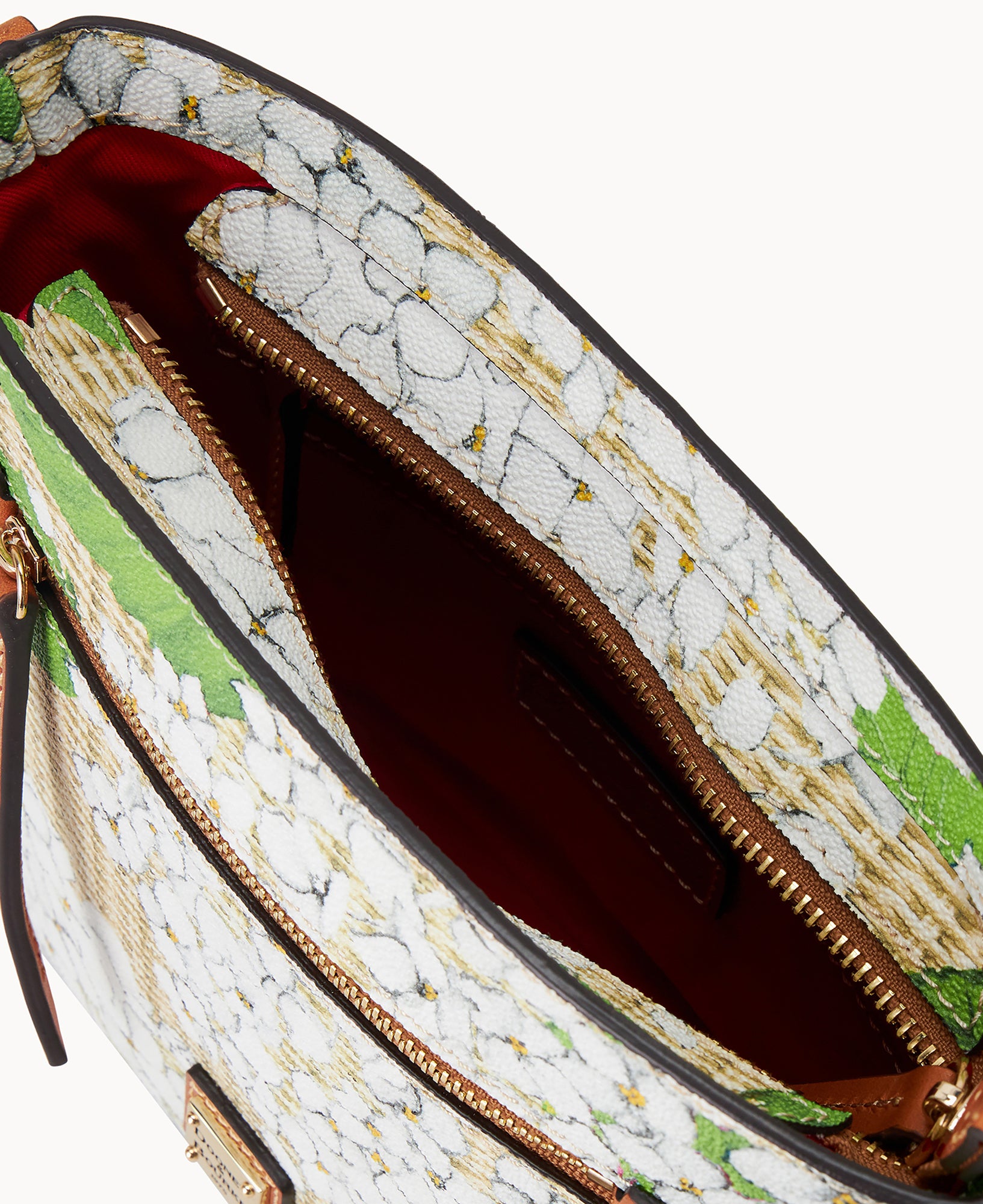 Hydrangea Basketweave Small Zip Crossbody – ILoveDooney