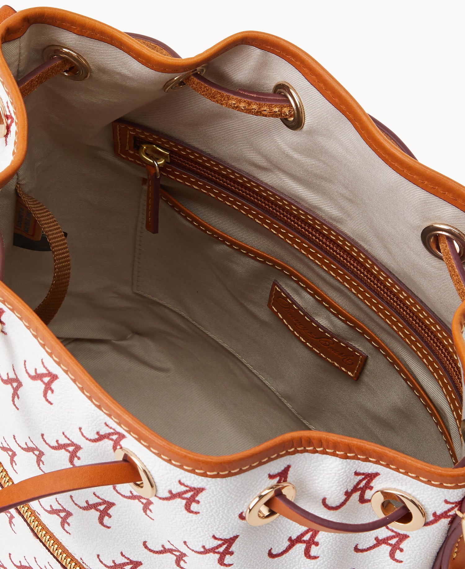 B1935G_AAWHPANAALA0_ALT2