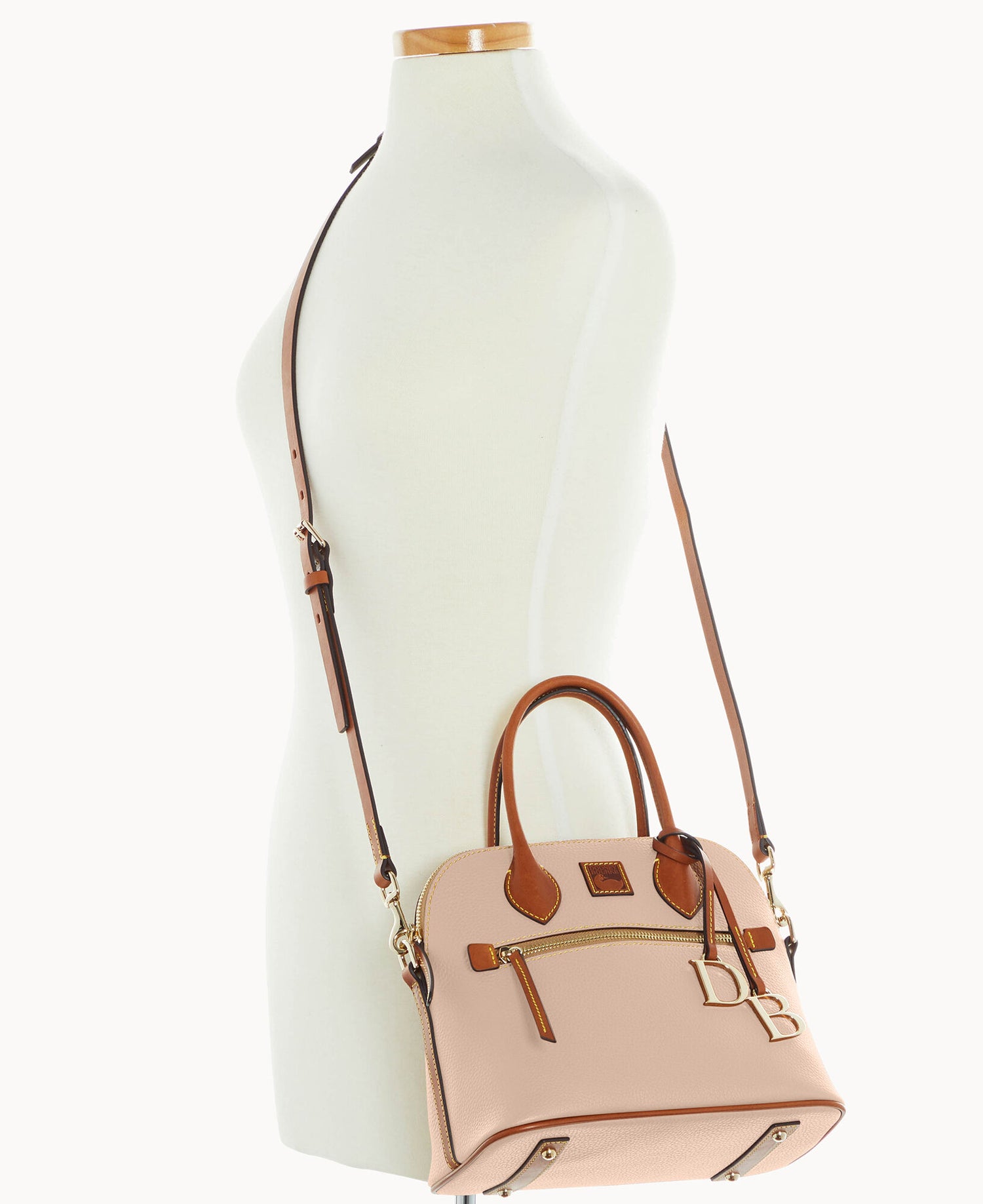 B1954G_9PZLPAKR_ALT4