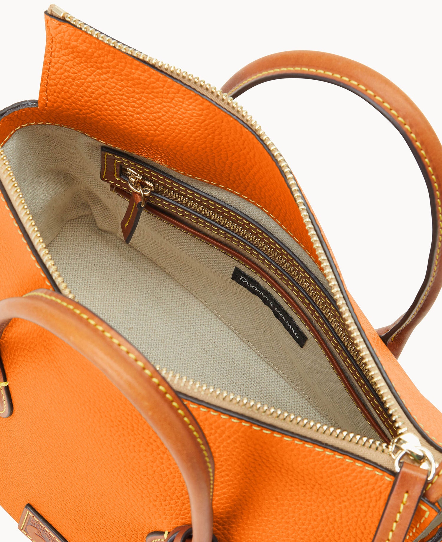 B1958G_9PCEPAKR_ALT2