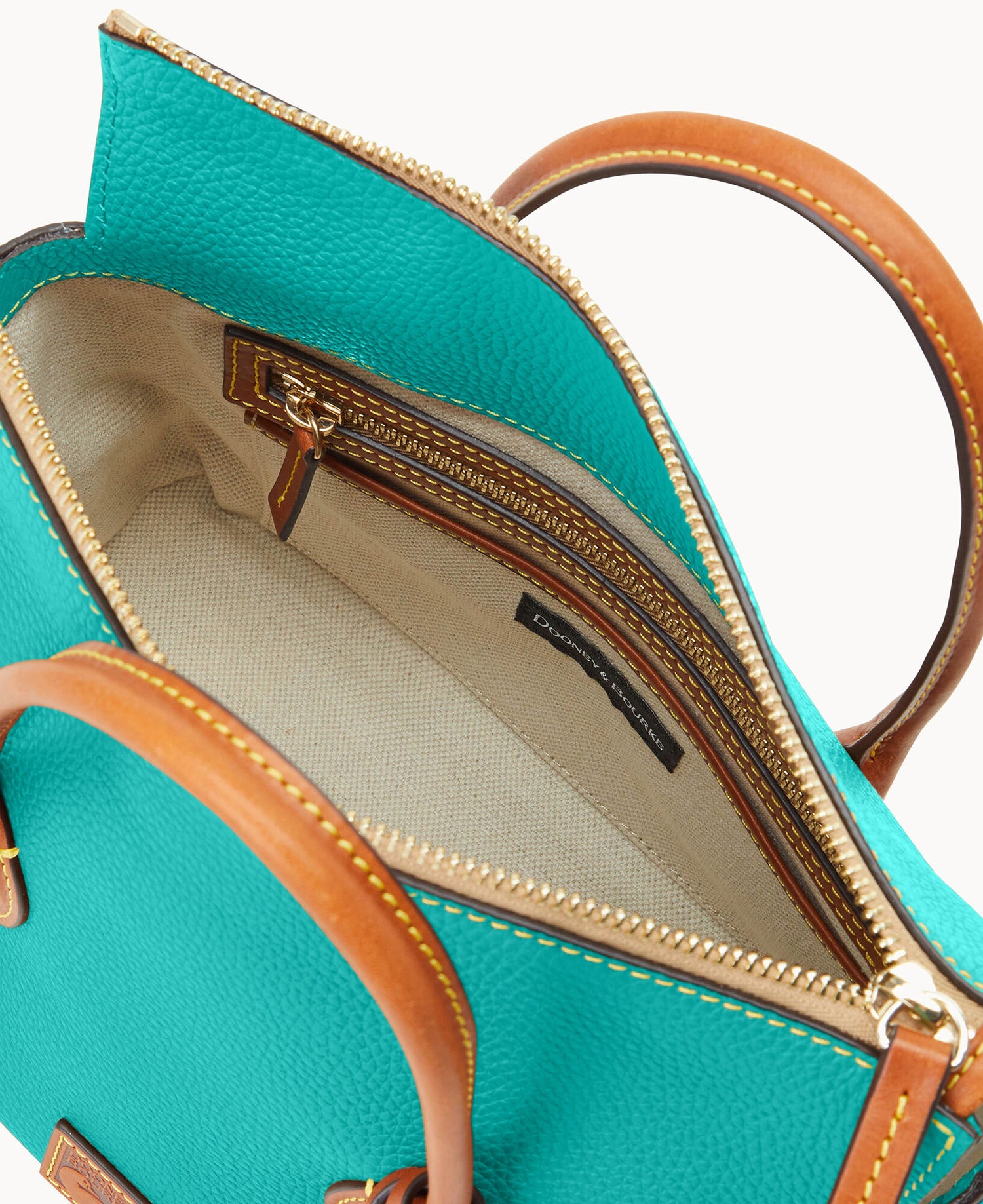 B1958G_9PSPPAKR_ALT2