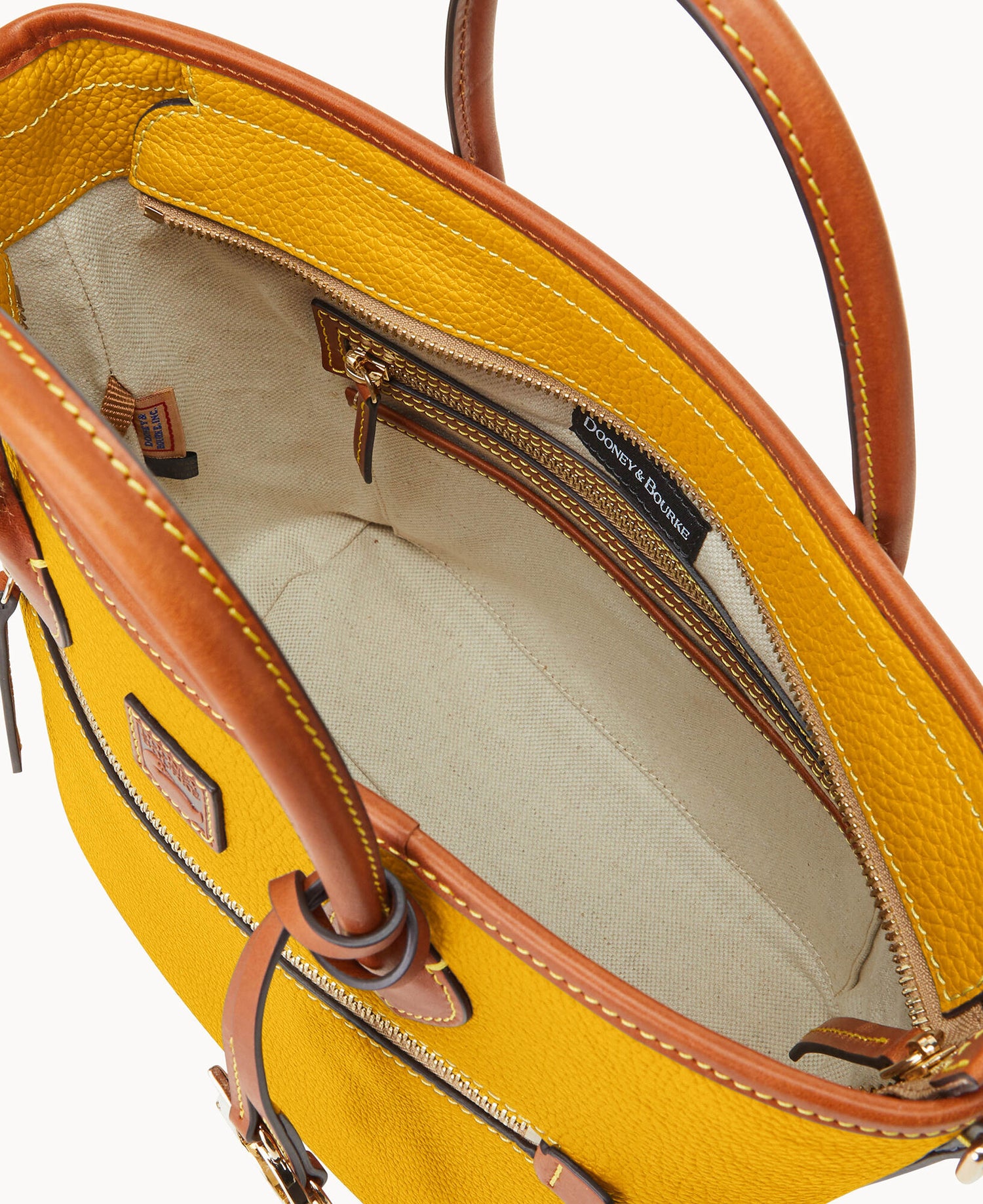 B1963G_9PMTPAKR_ALT2