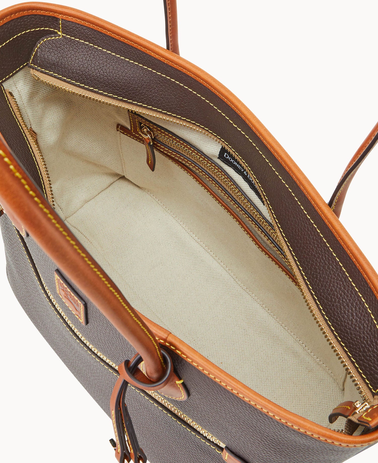 B1964G_9PBMPAKR_ALT2