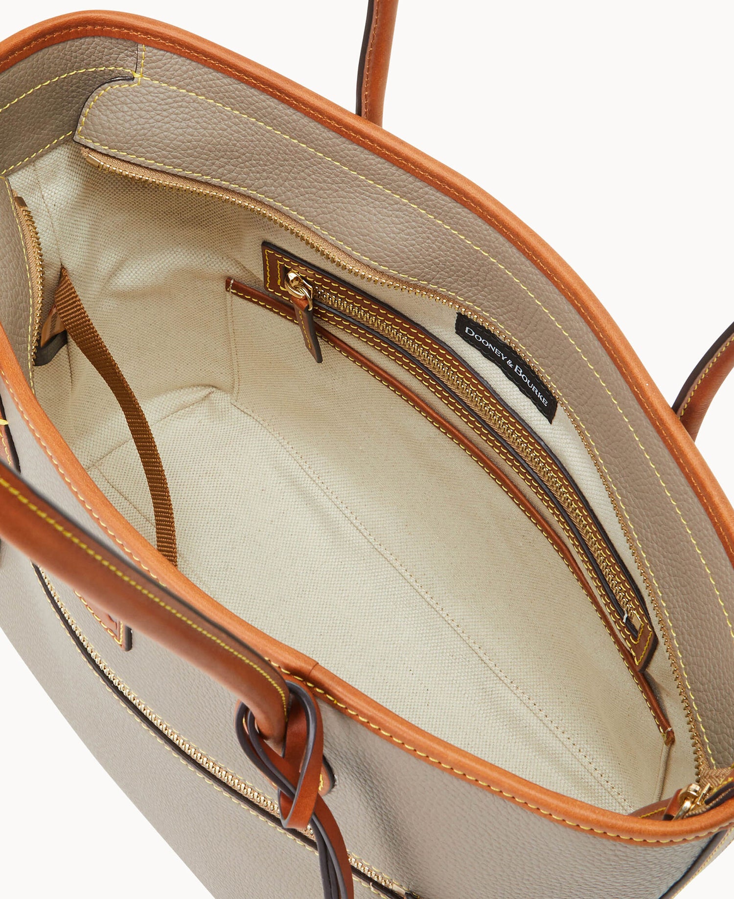 B1964G_9PTPPAKR_ALT2