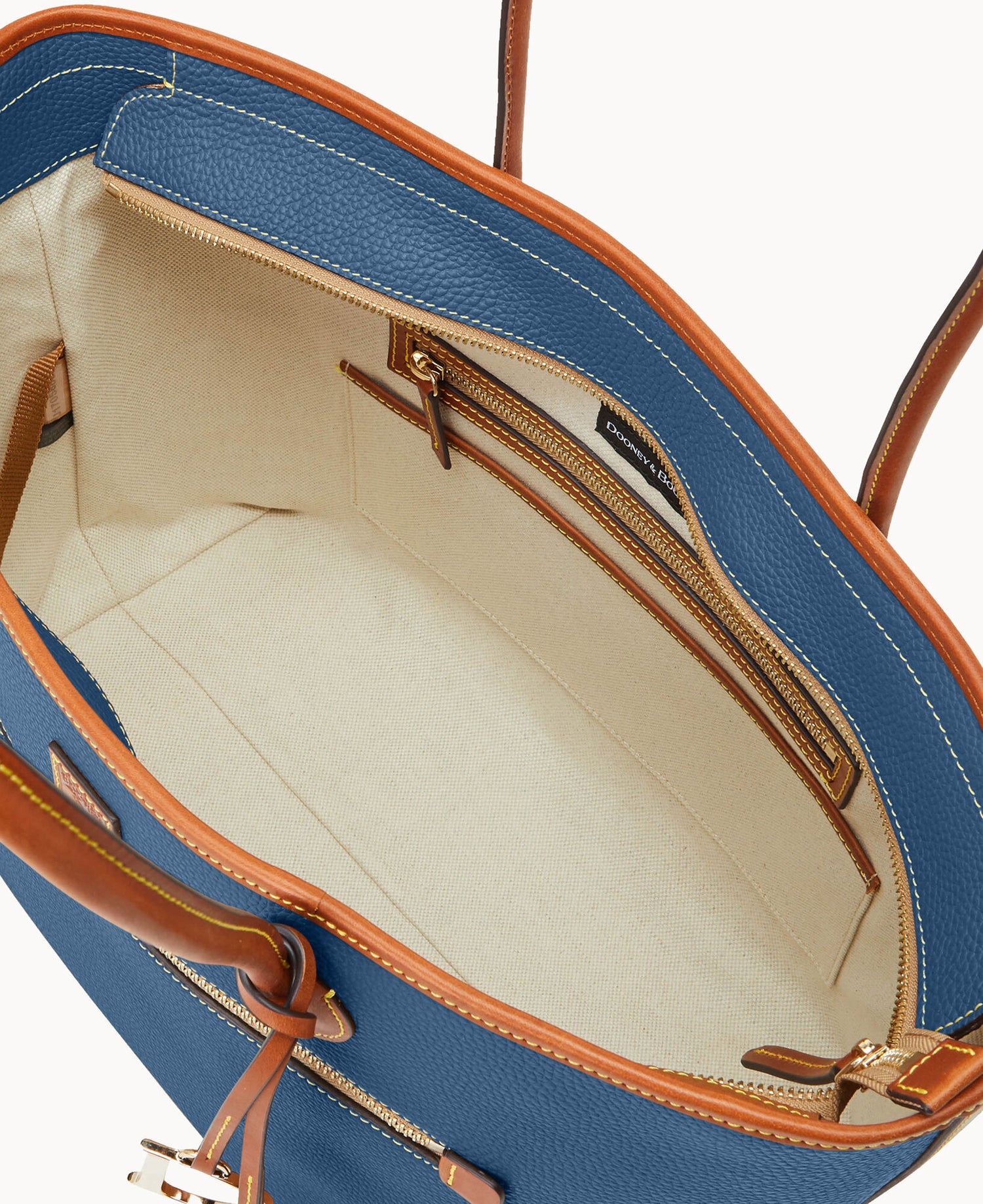 B1965G_9PJEPAKR_ALT2