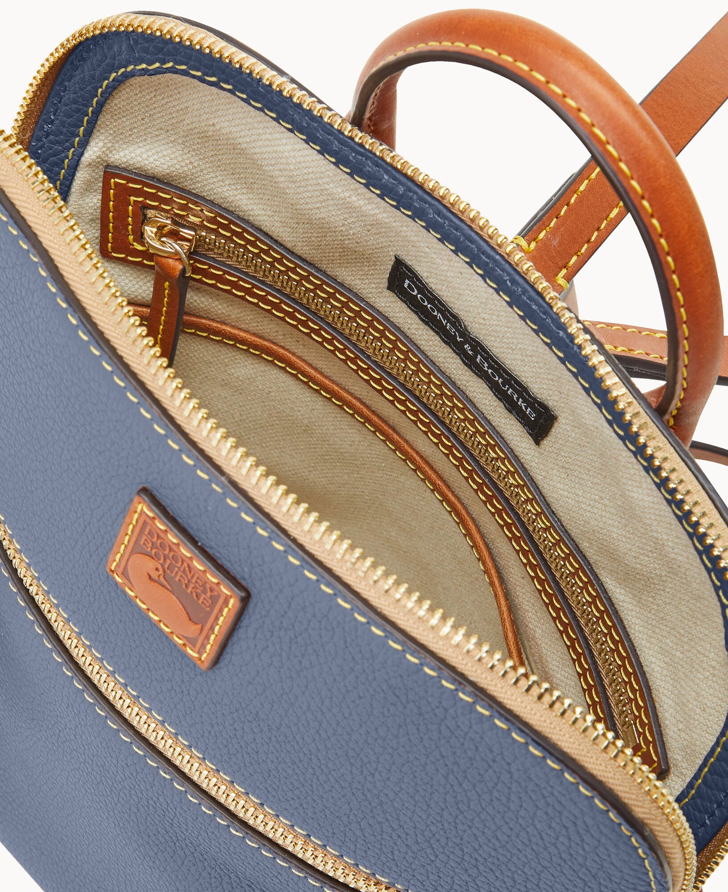 B1968G_9PXQPAKR_ALT2