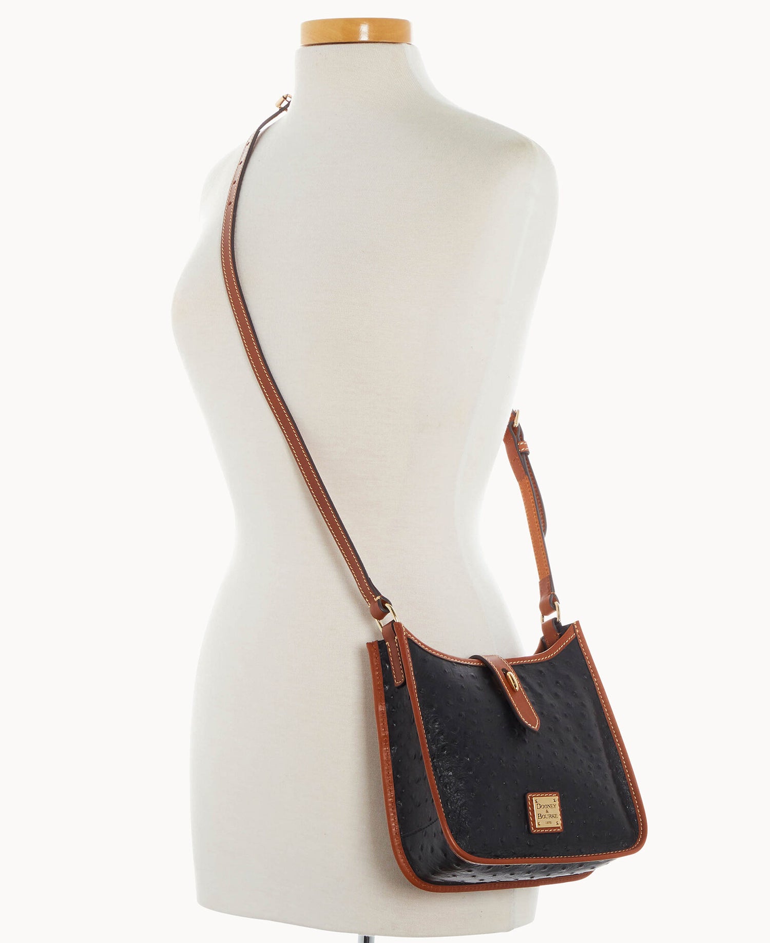 B2068G_OTBLPAKR_ALT4