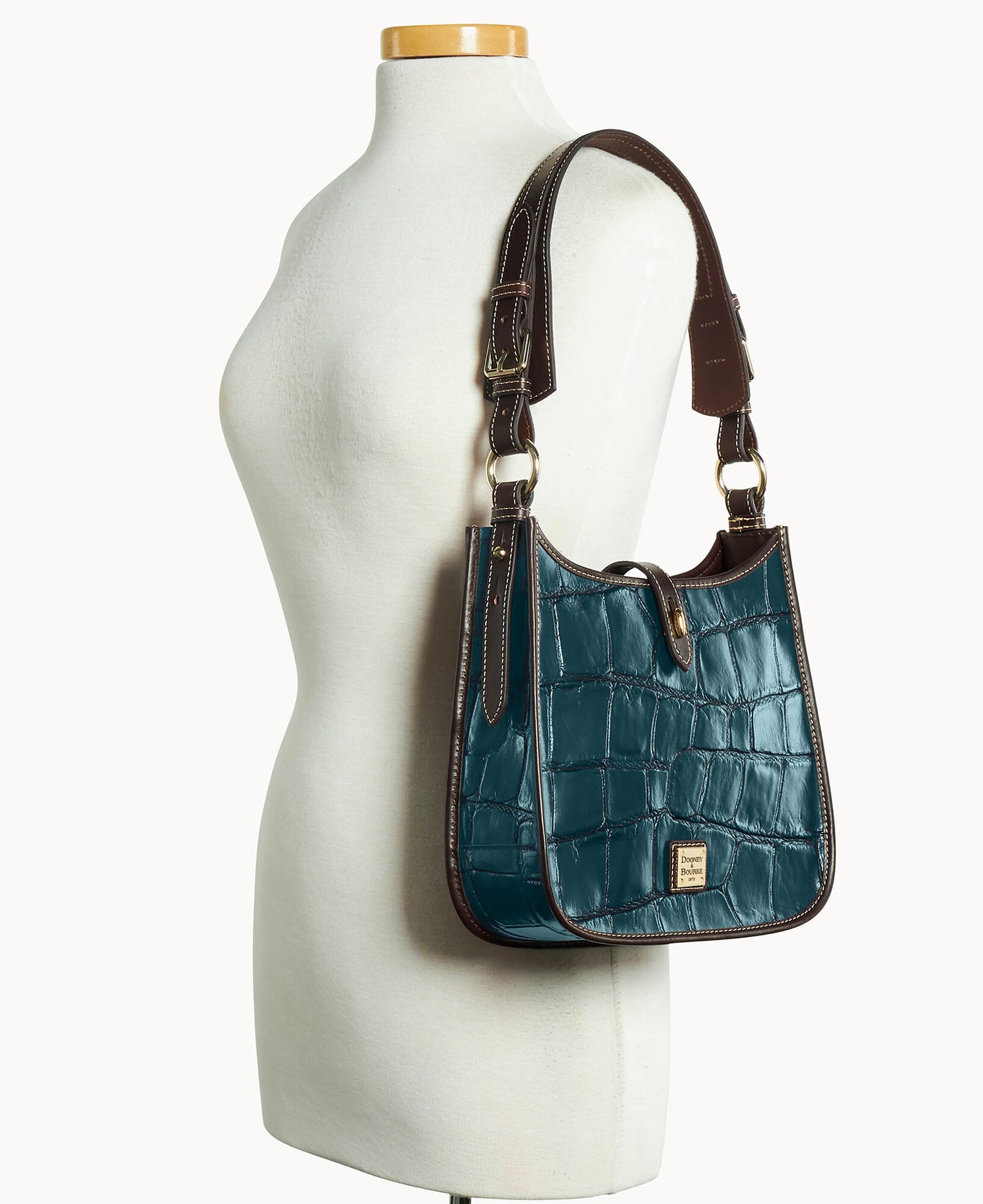 B2069G_8DXFPABM_ALT4