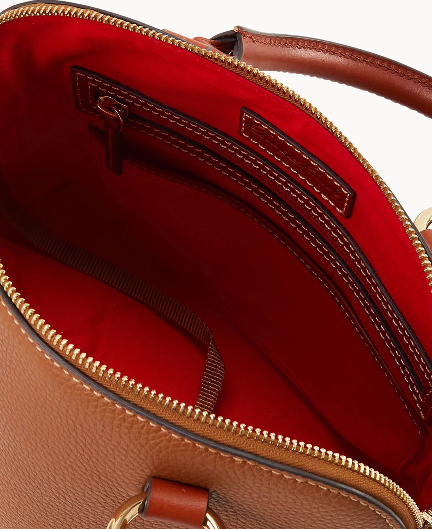 B2081G_AWCAPATN_ALT2