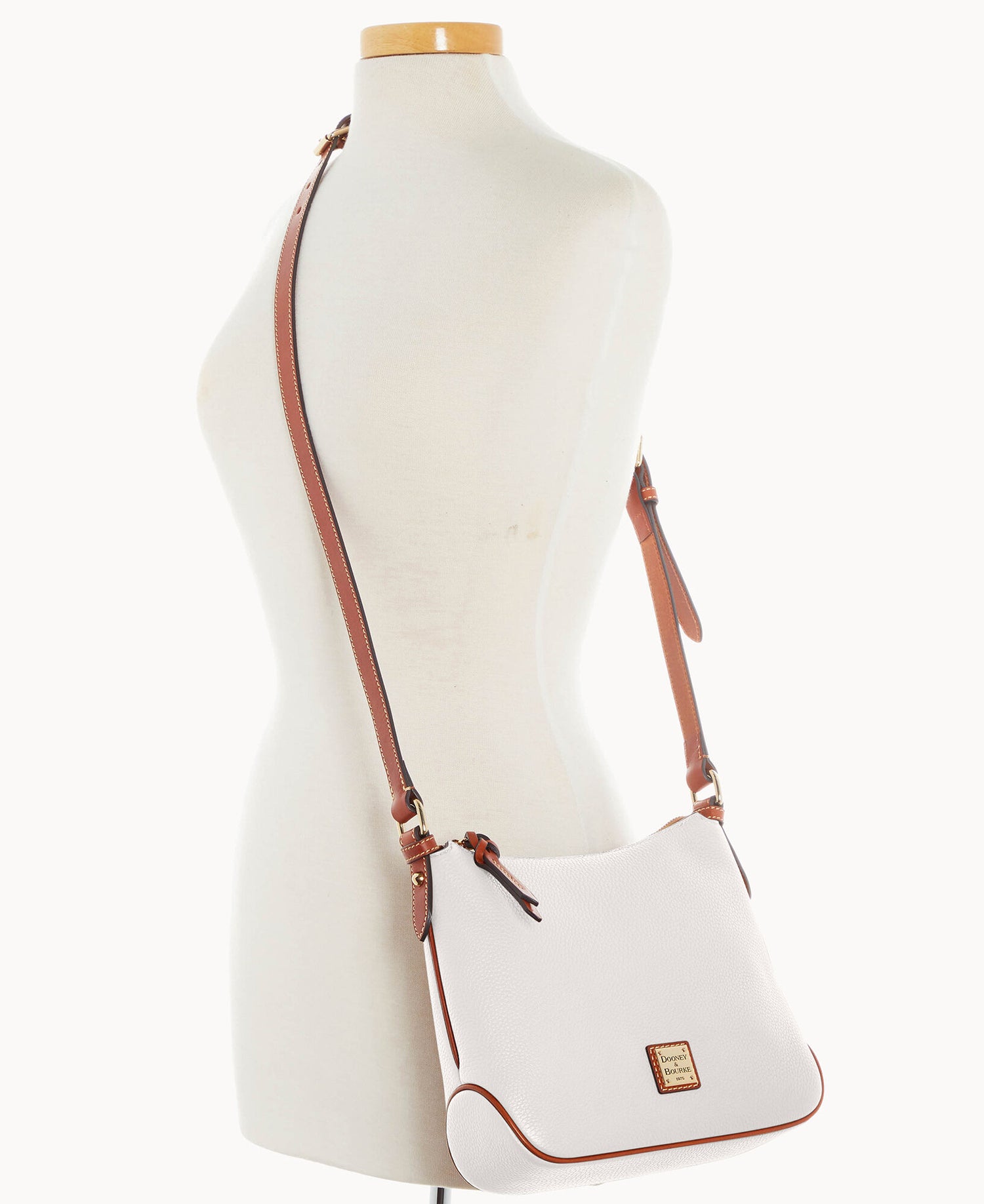 B2086G_AWWHPATN_ALT4