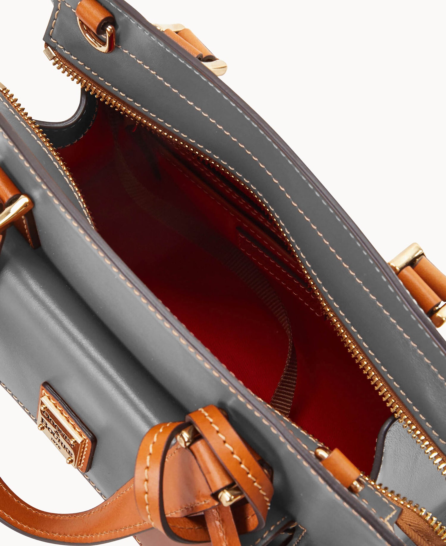 B2170G_JKSLPANA_ALT2