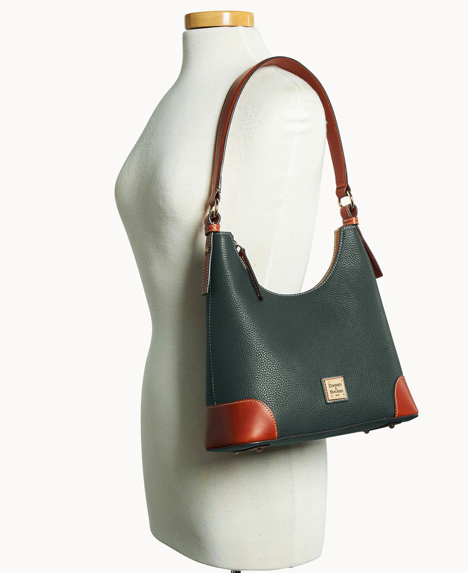 B2256G_AWFSPATN_ALT4