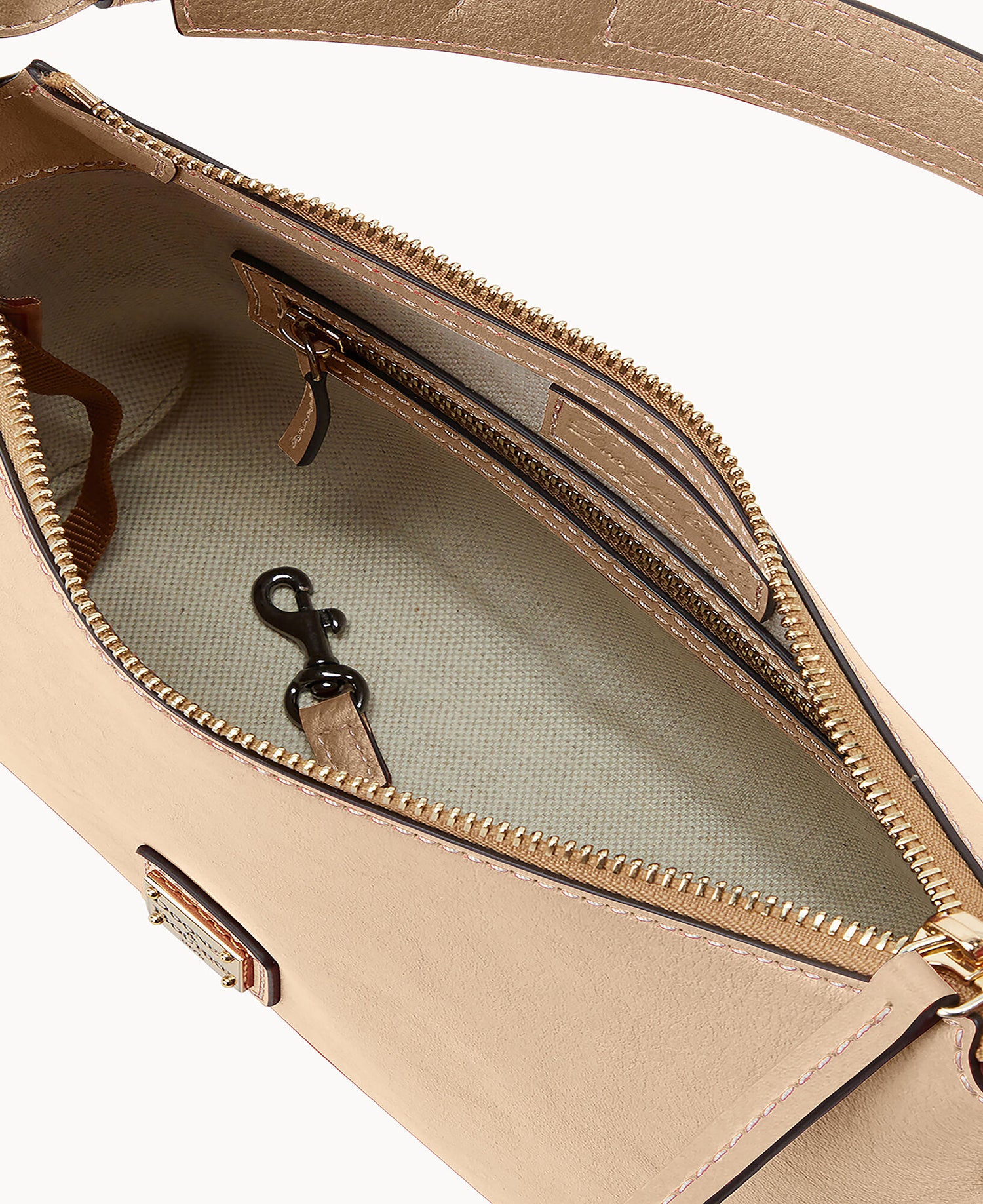 B2283G_XG8FXG8F0002_ALT2