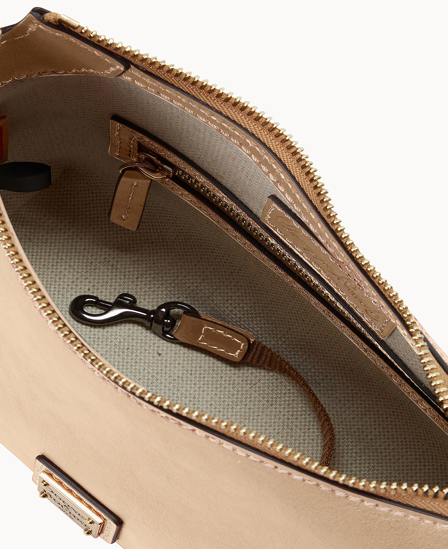 B2284G_XG8FXG8F0002_ALT2