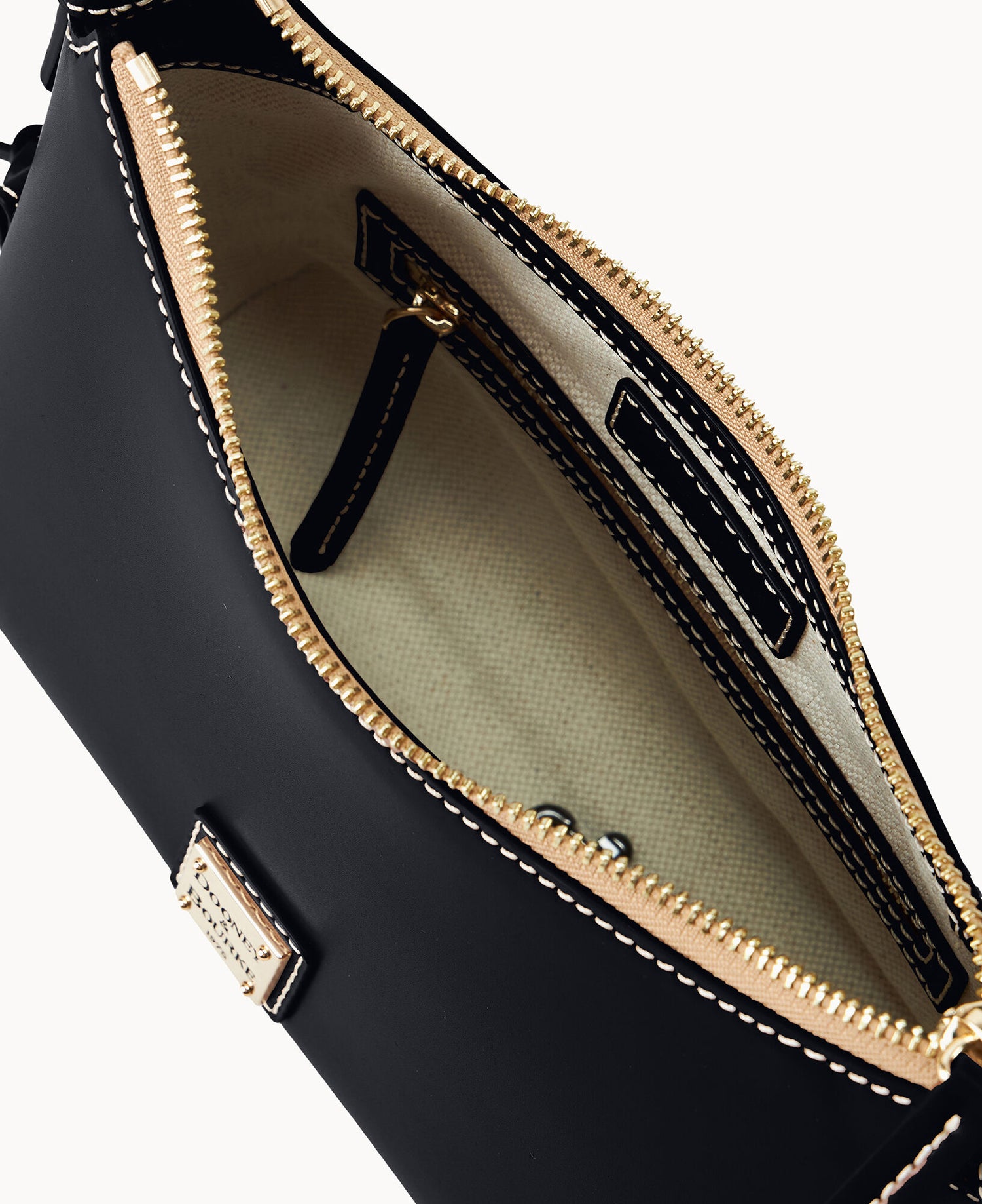 B2284G_XGBLXGBL0003_ALT2