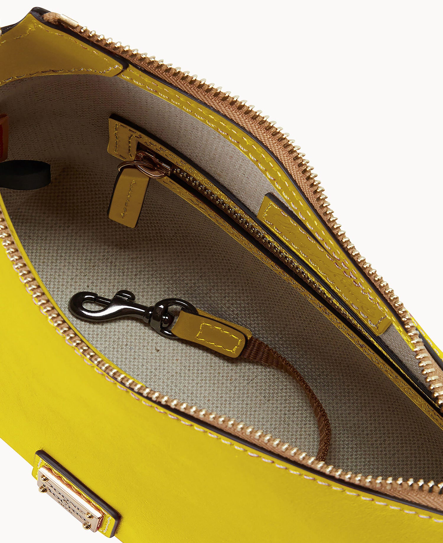 B2284G_XGLMXGLM0002_ALT2