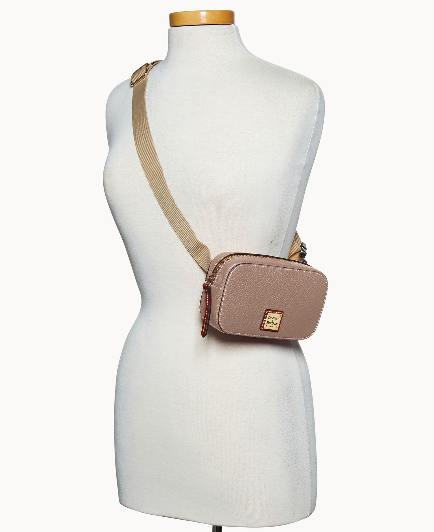 B2304G_AWTPPATN_ALT4