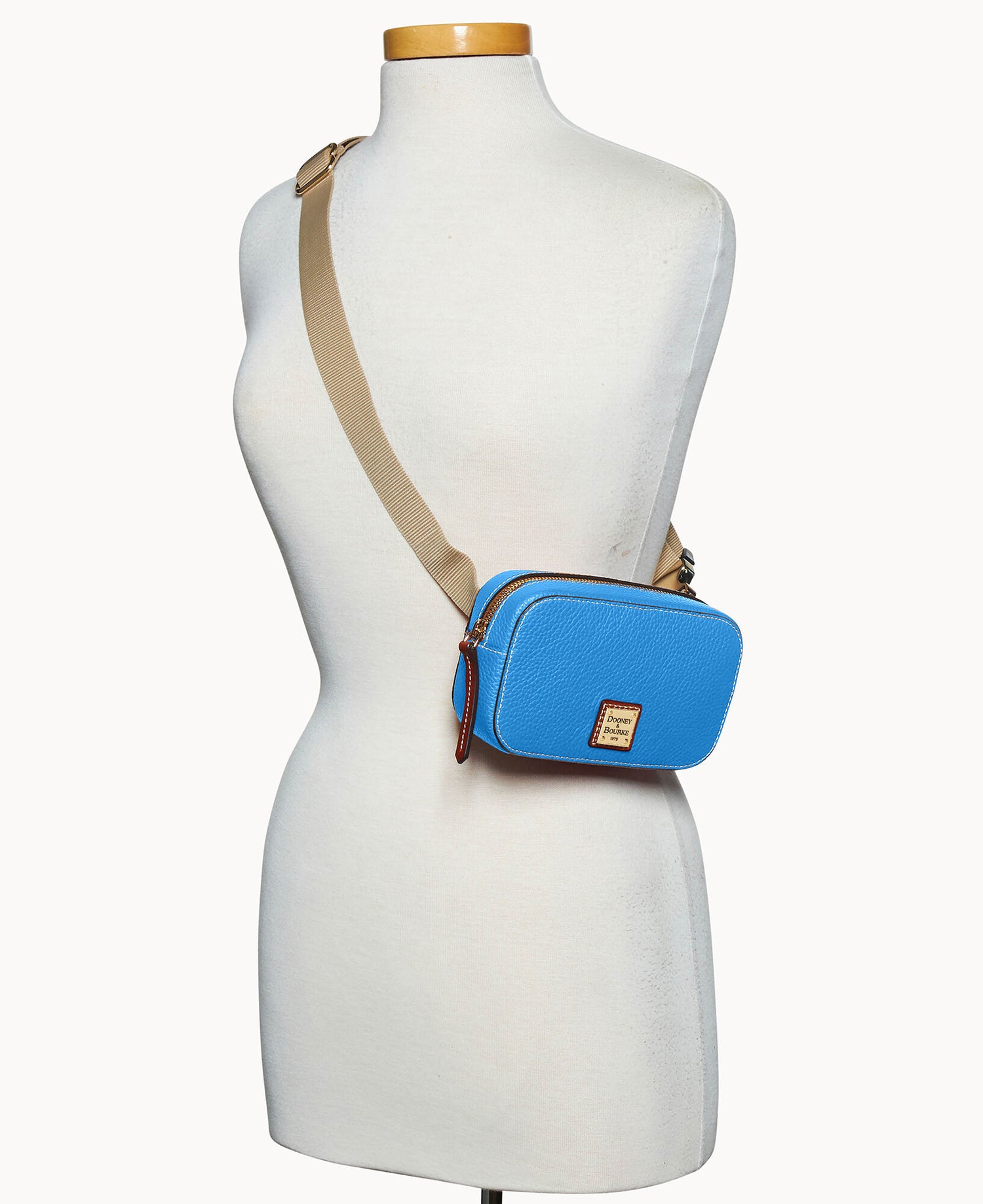 B2304G_AWXUPATN_ALT4