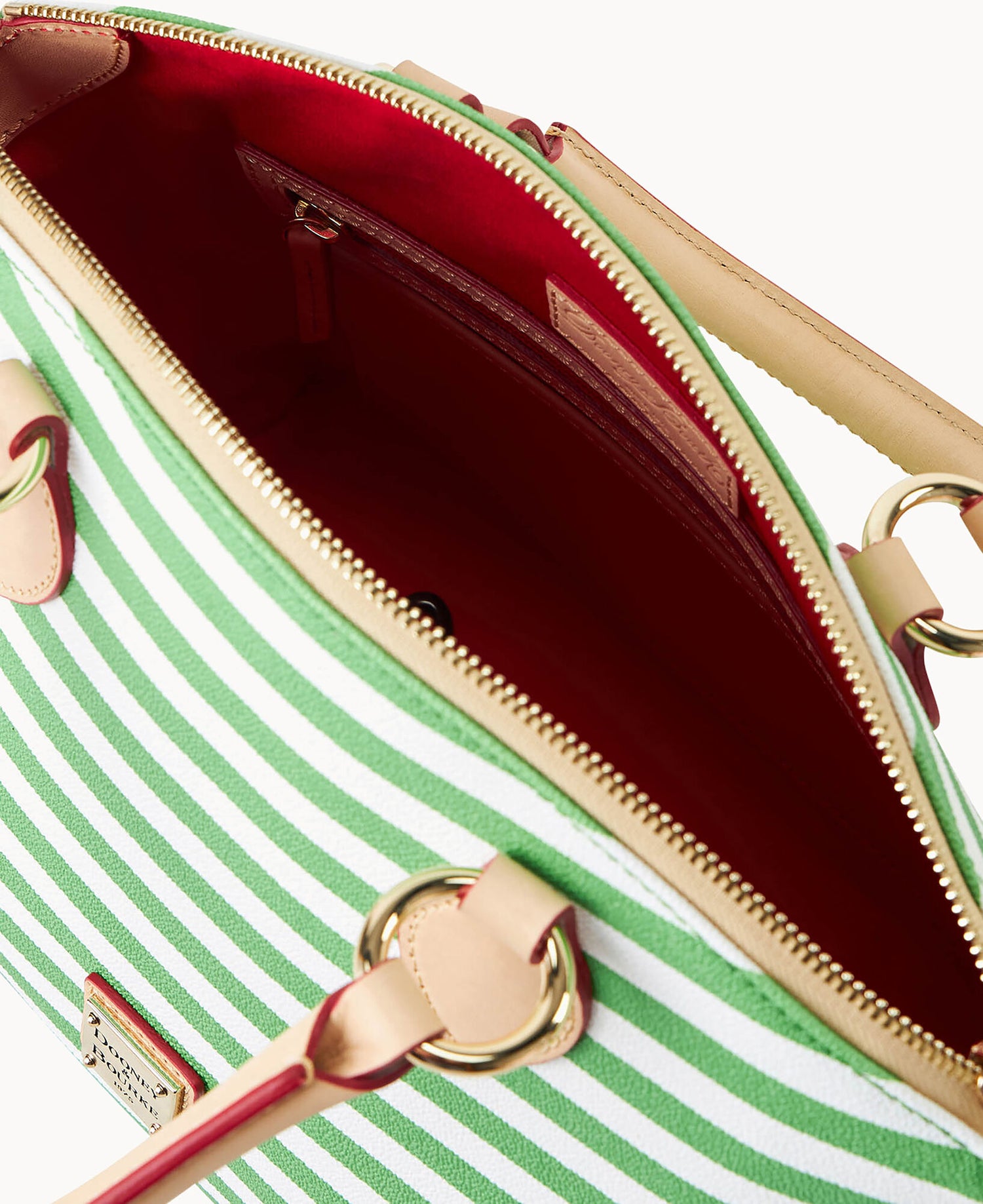 B2339G_1NKLSVNA_ALT2