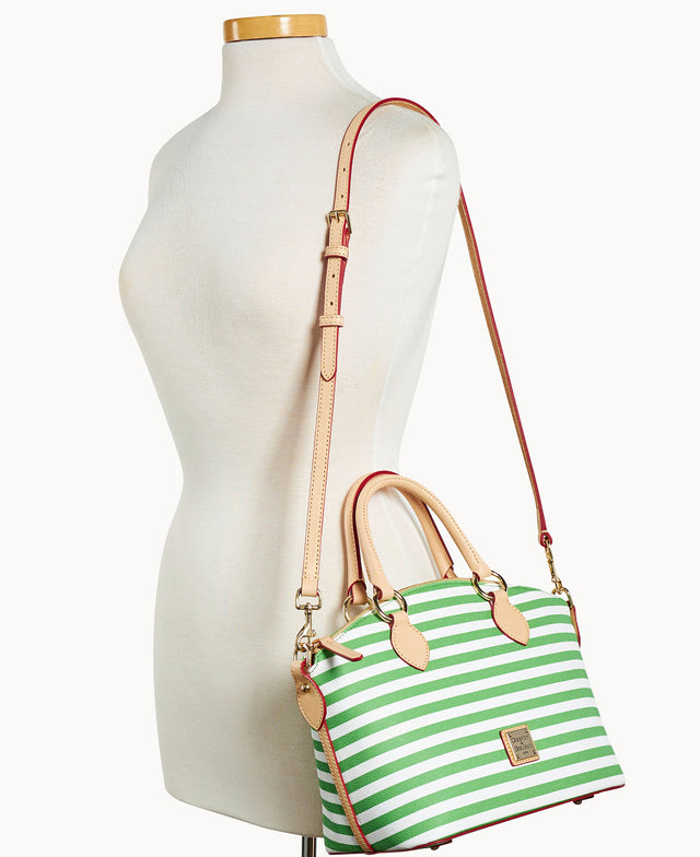 B2339G_1NKLSVNA_ALT4