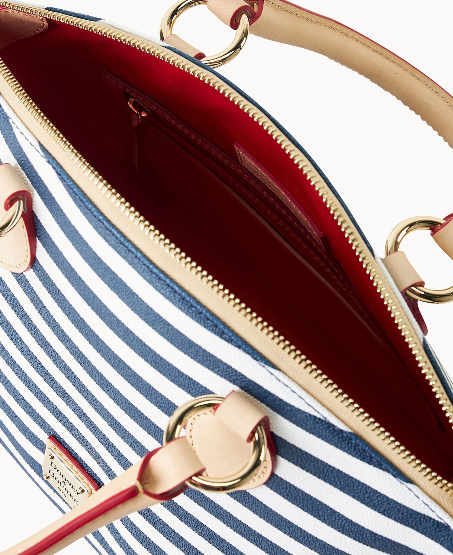 B2339G_1NNVSVNA_ALT2